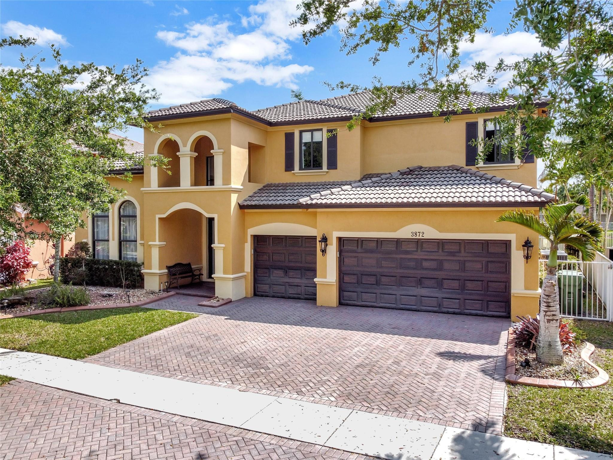 Isles At Weston 171-40 B - Residential