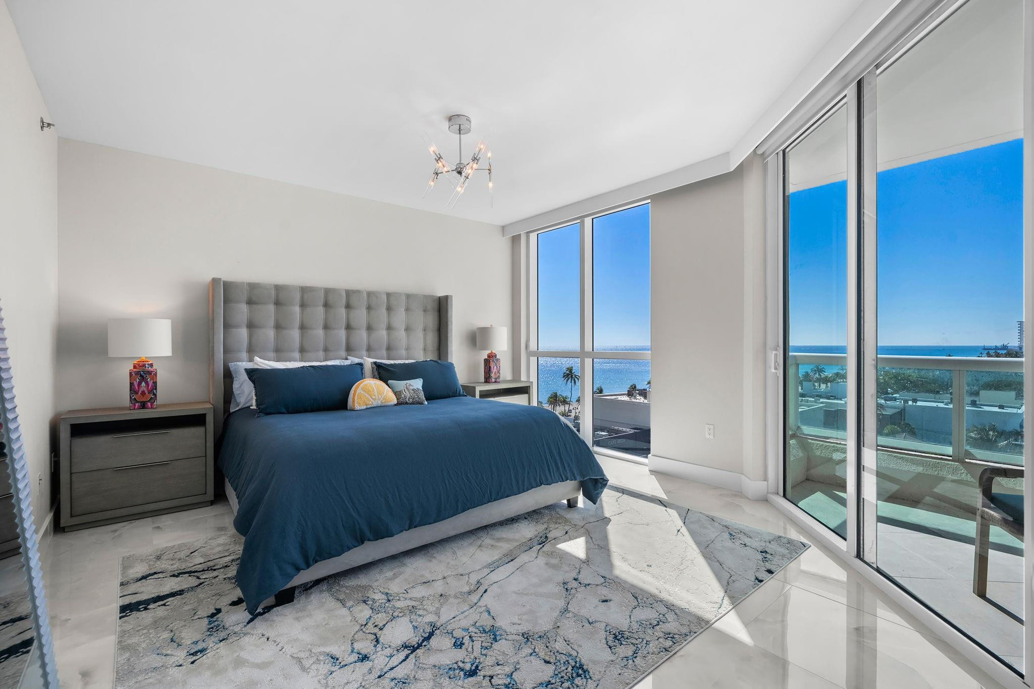 LAS OLAS BEACH CLUB - Residential