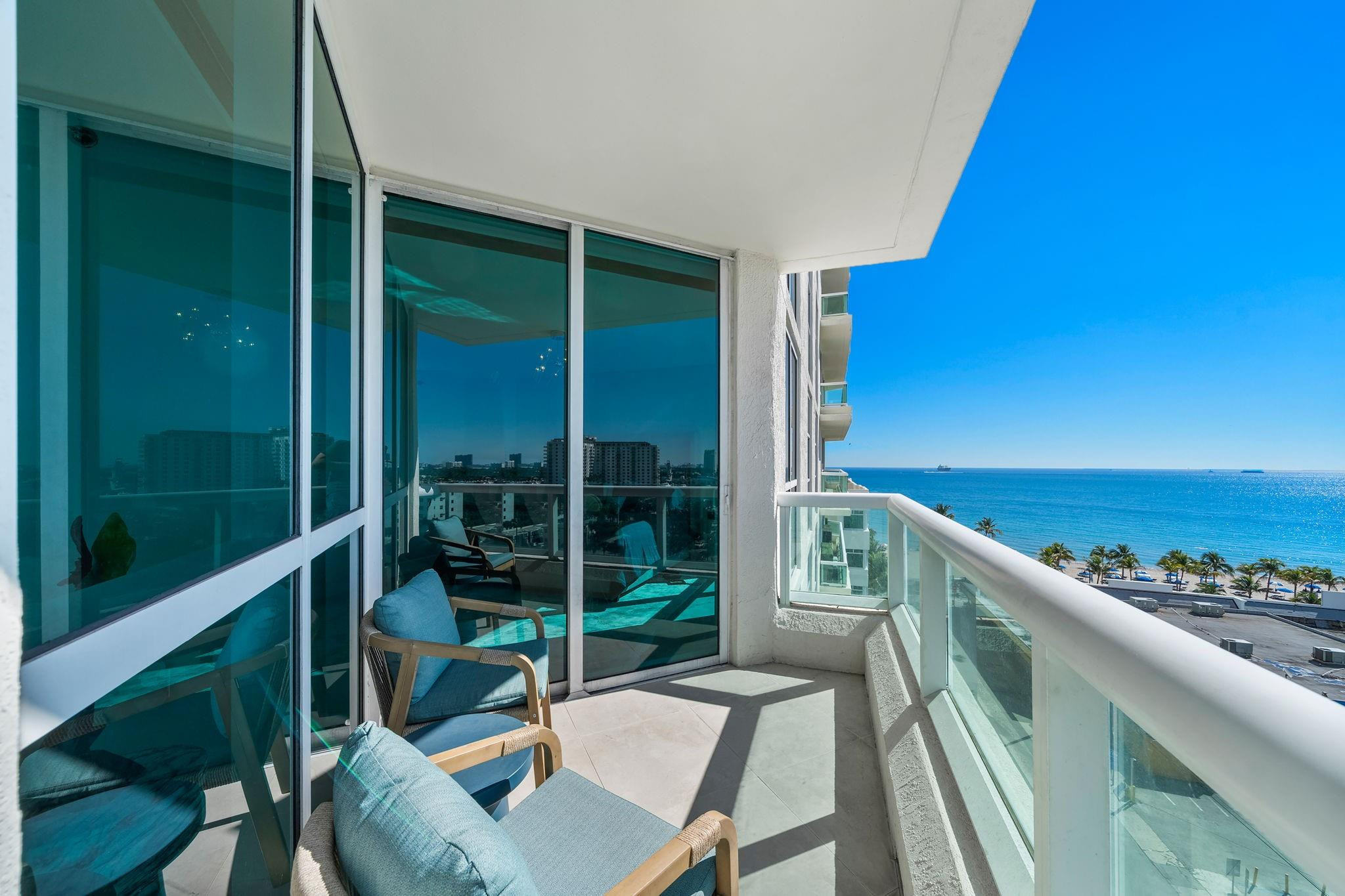 LAS OLAS BEACH CLUB - Residential