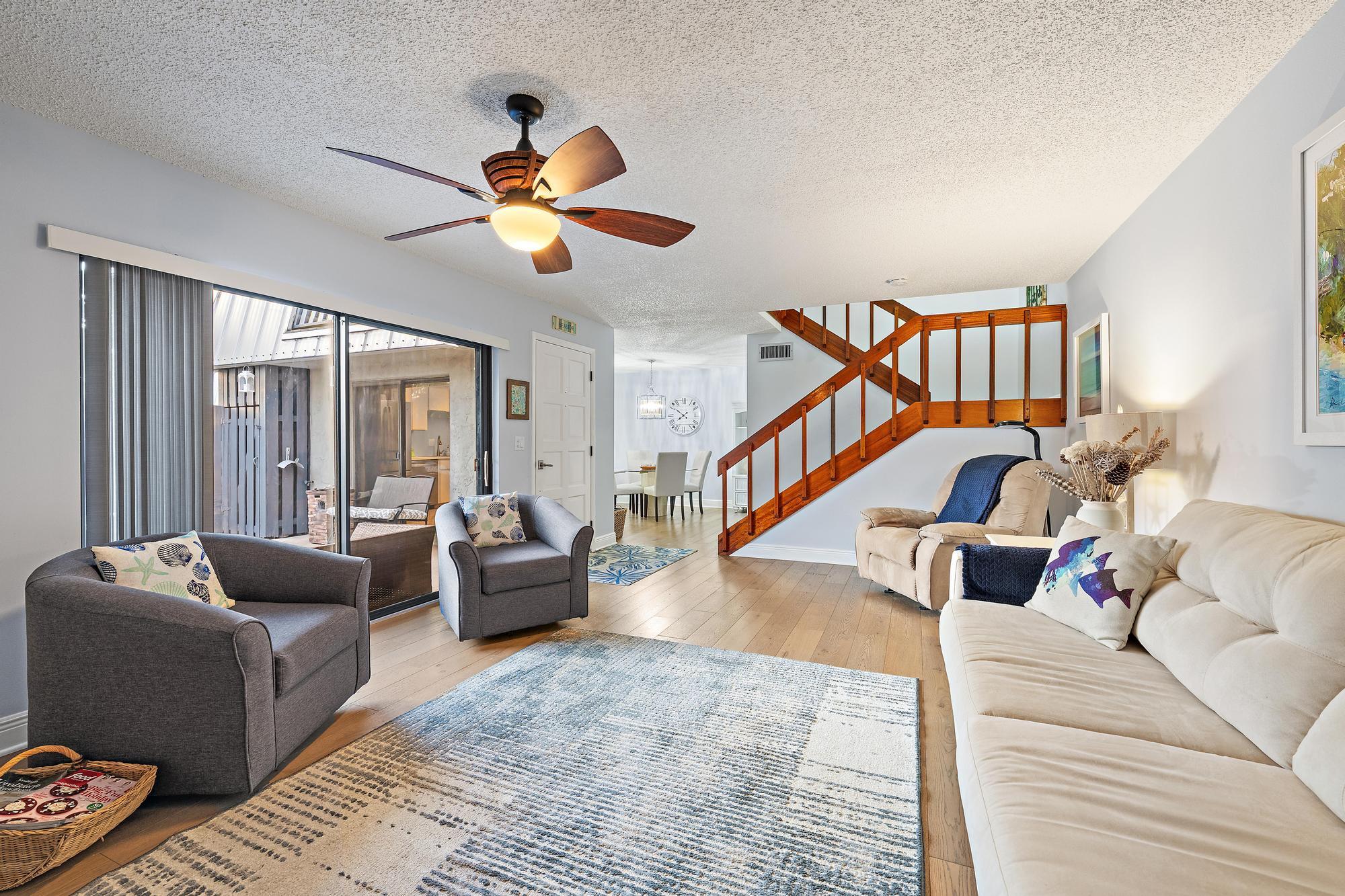 THE COURT YARDS CONDO - Residential