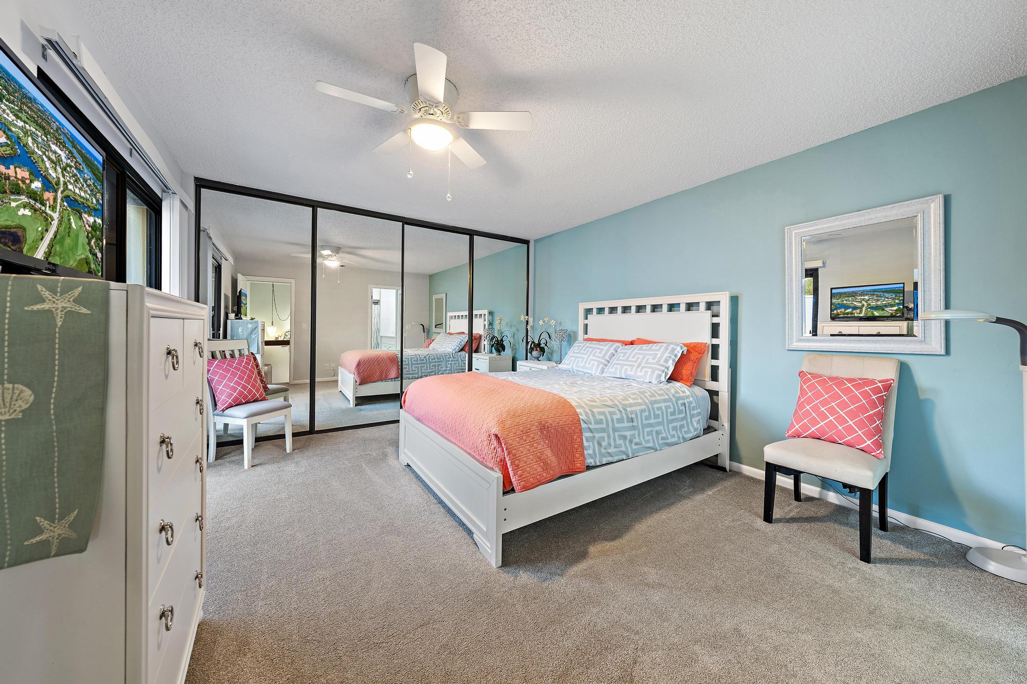 THE COURT YARDS CONDO - Residential