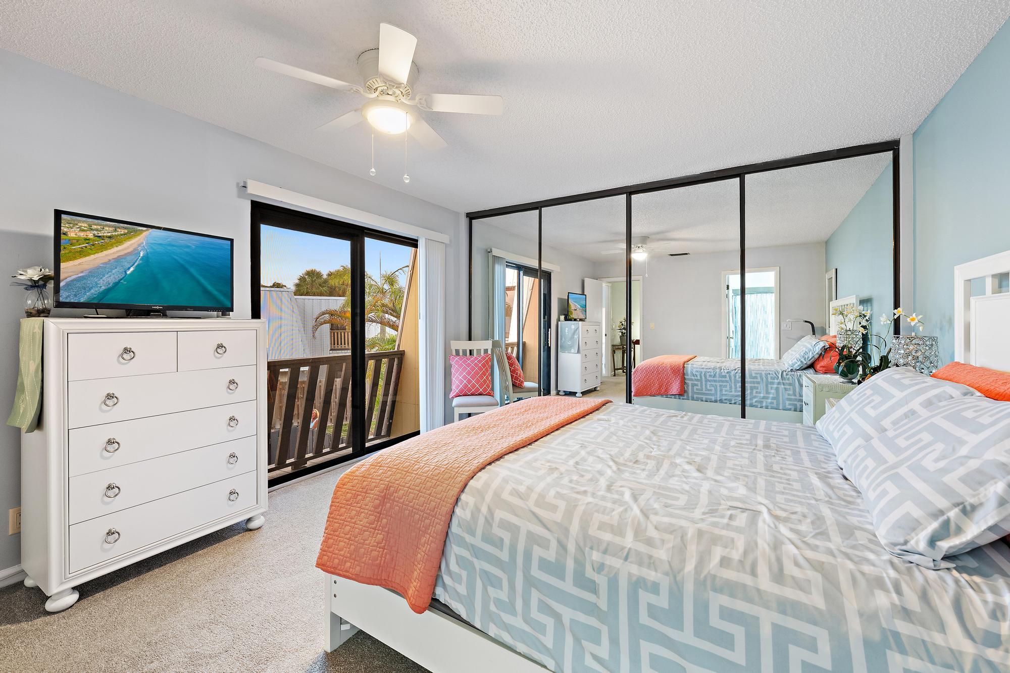 THE COURT YARDS CONDO - Residential