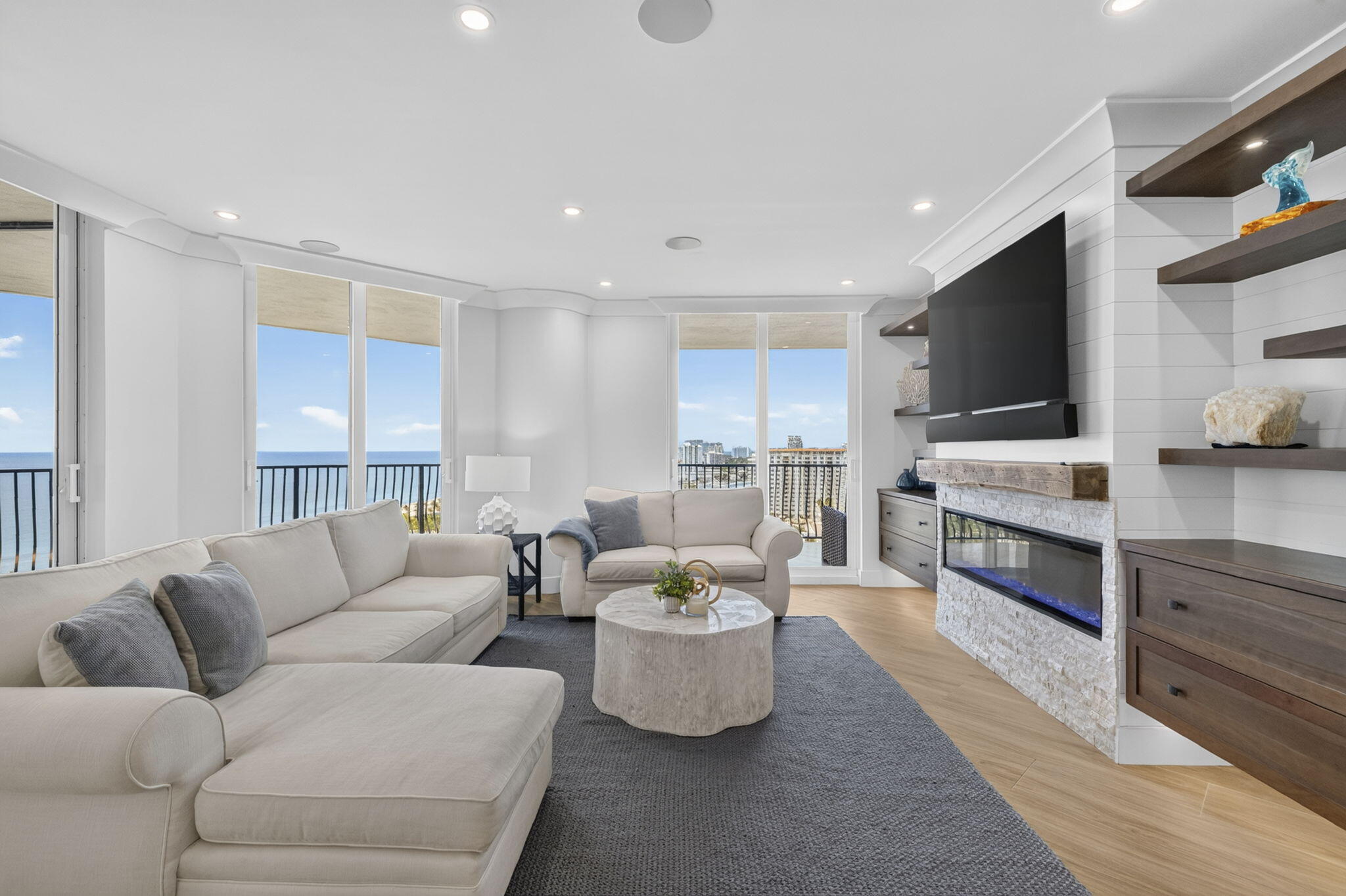 JACKSON TOWER LAS OLAS CONDO - Residential