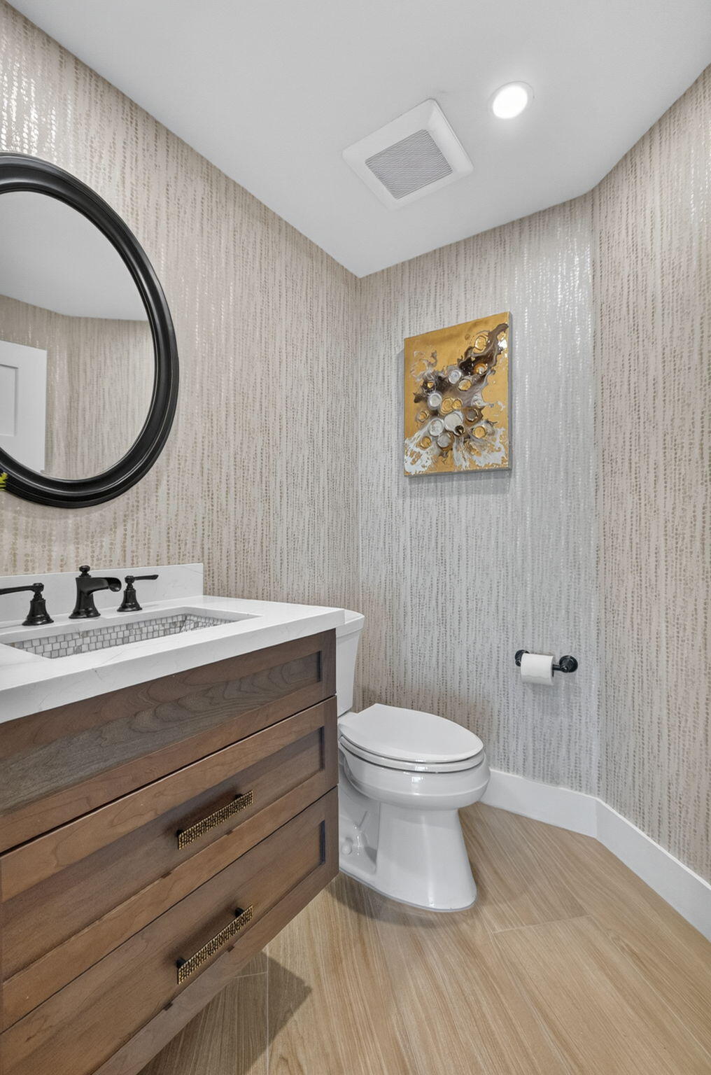 JACKSON TOWER LAS OLAS CONDO - Residential