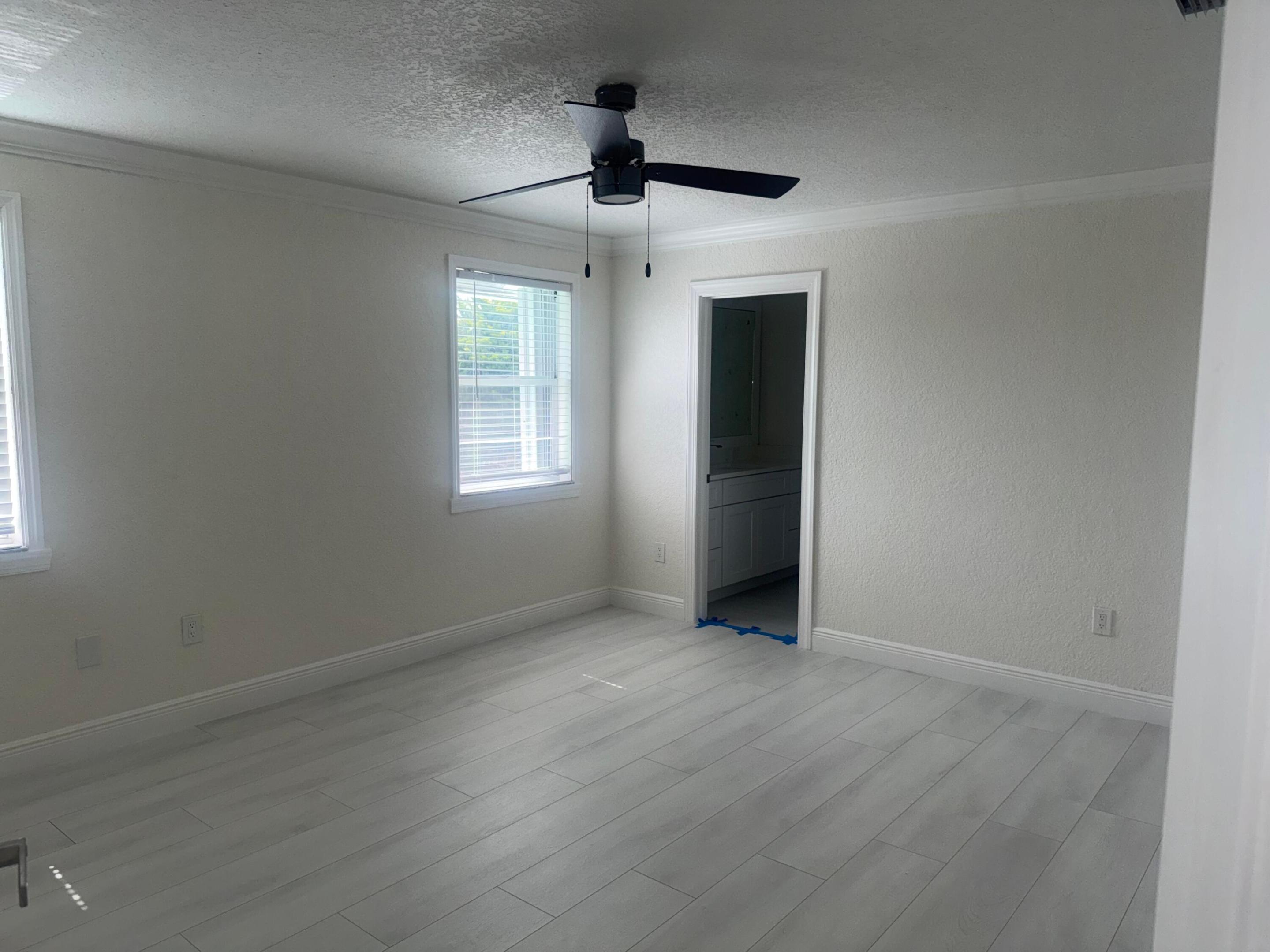 SAWGRASS ESTATES - Residential