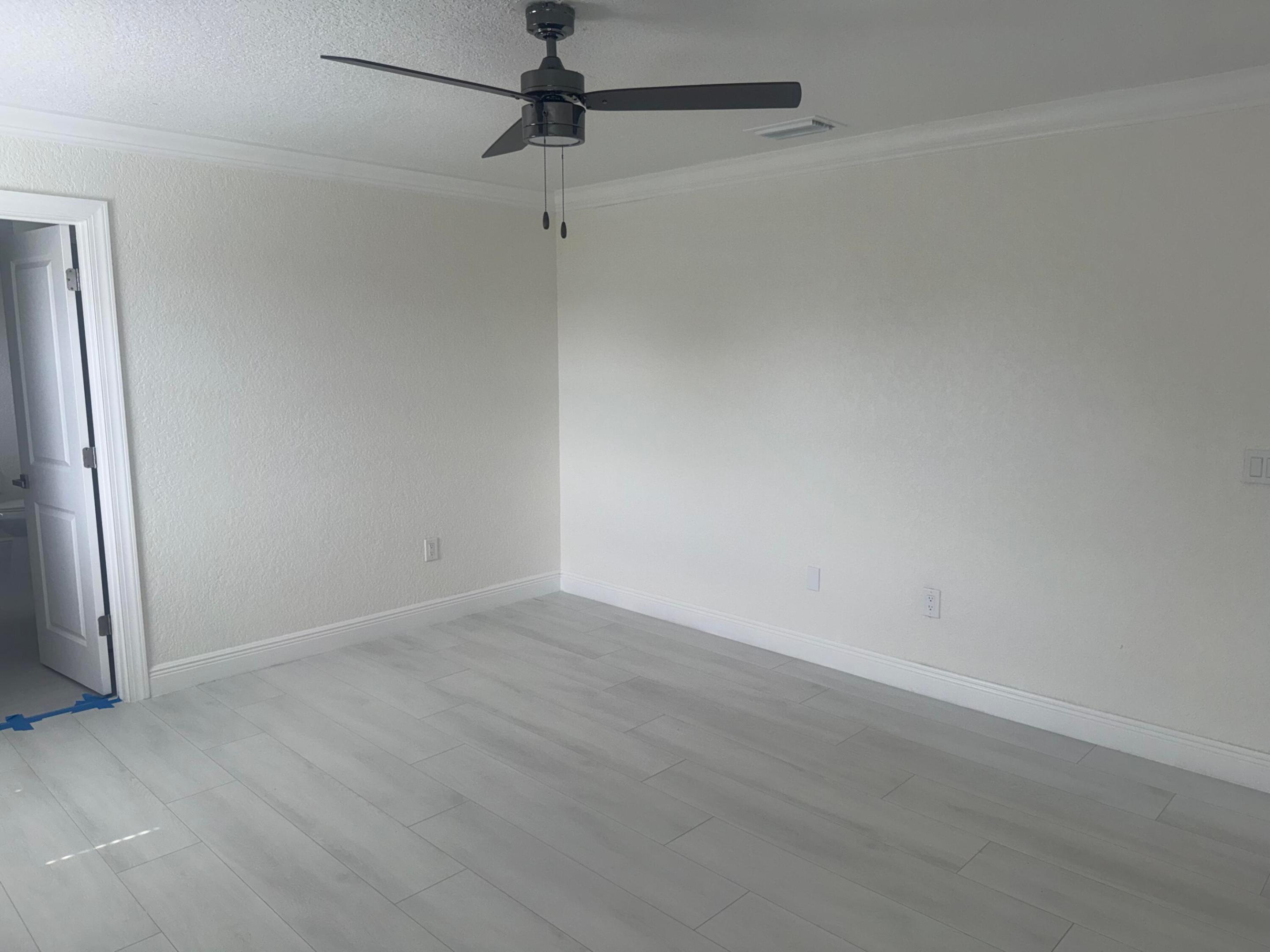 SAWGRASS ESTATES - Residential