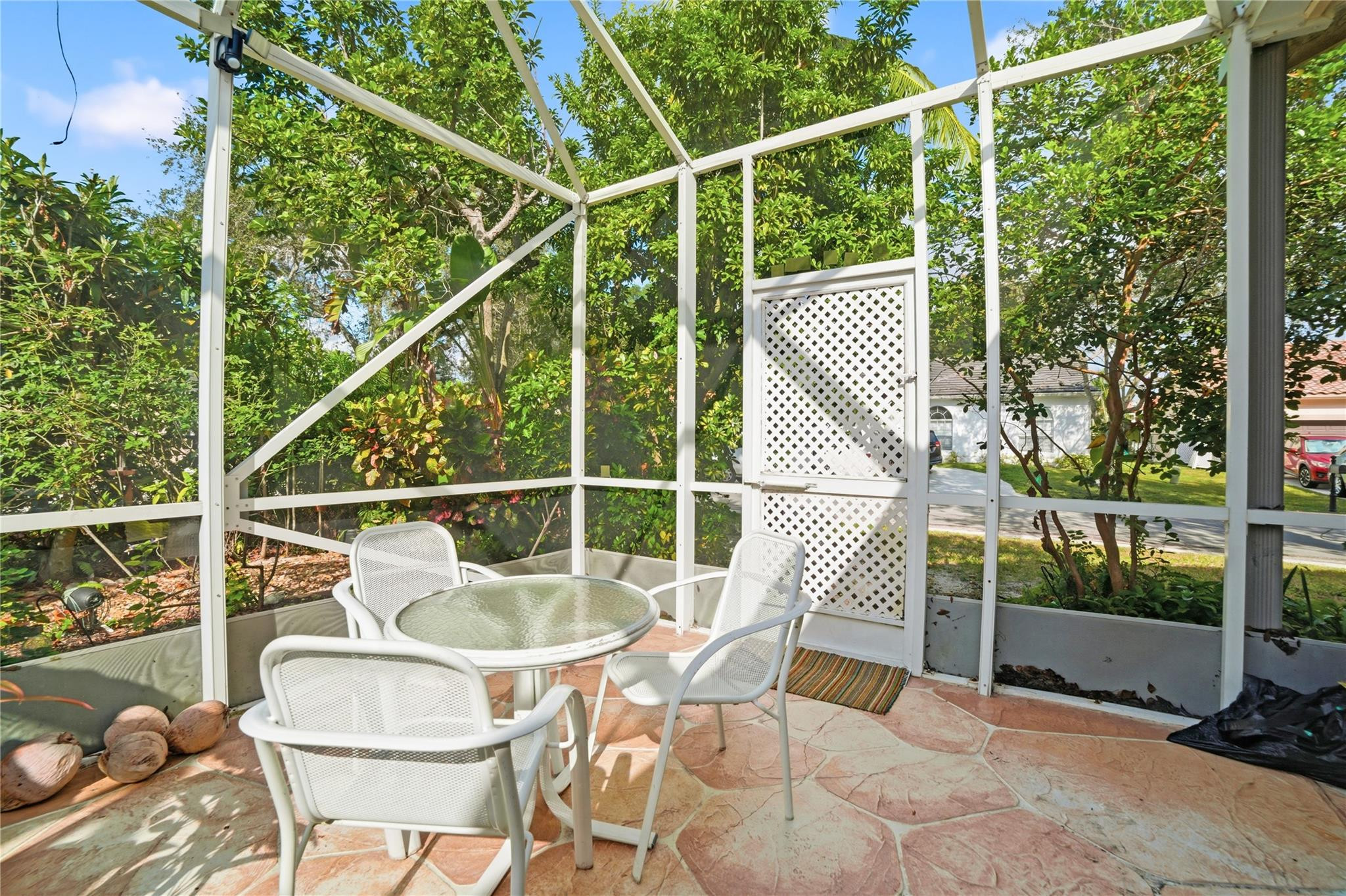 CORAL CREEK - Residential