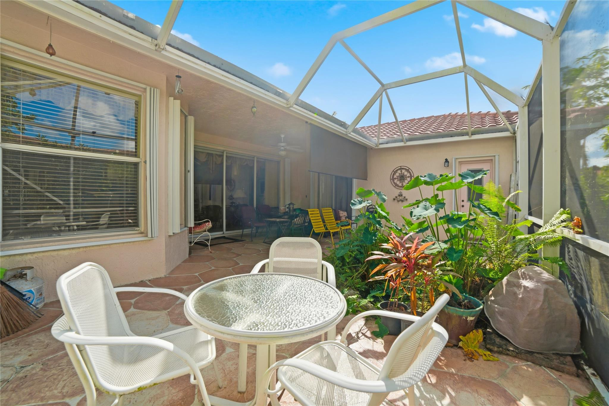 CORAL CREEK - Residential
