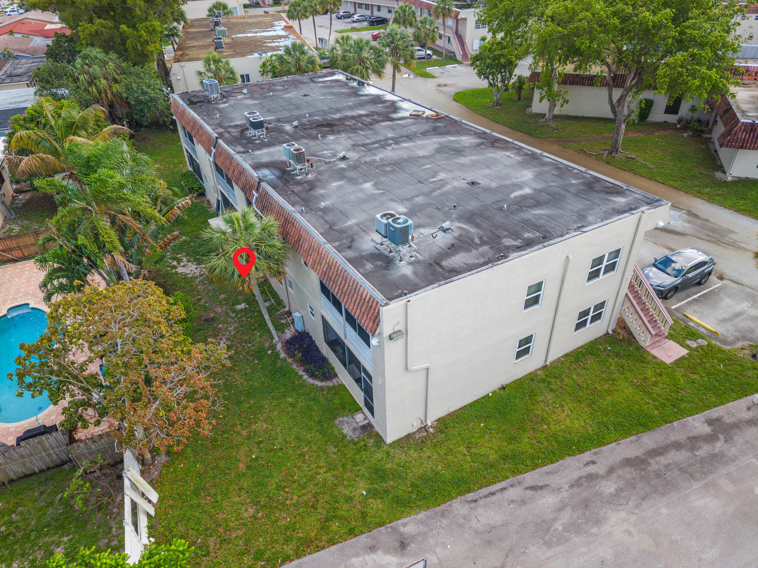 GATELAND VILLAGE SEC C CONDO - Residential