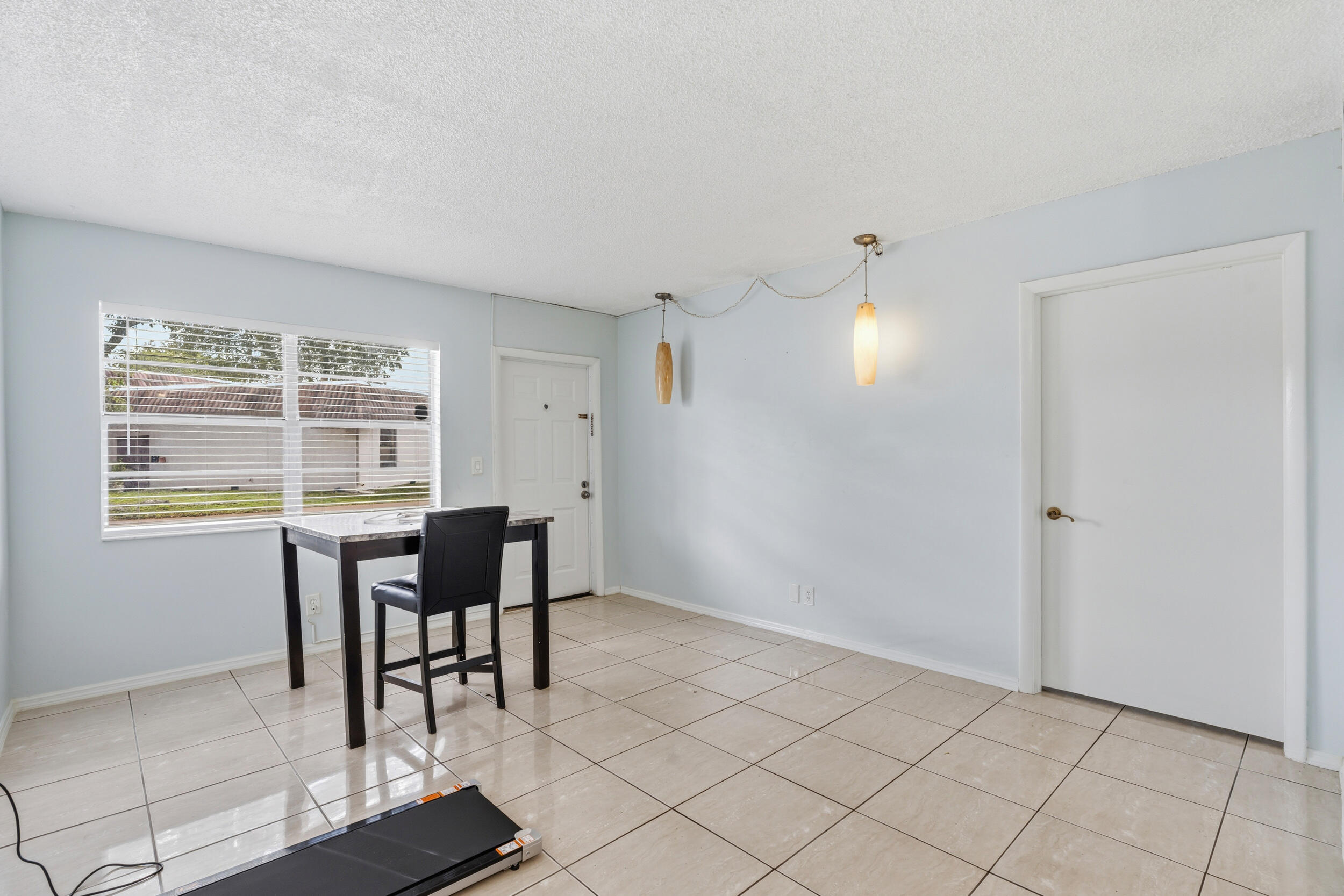 GATELAND VILLAGE SEC C CONDO - Residential