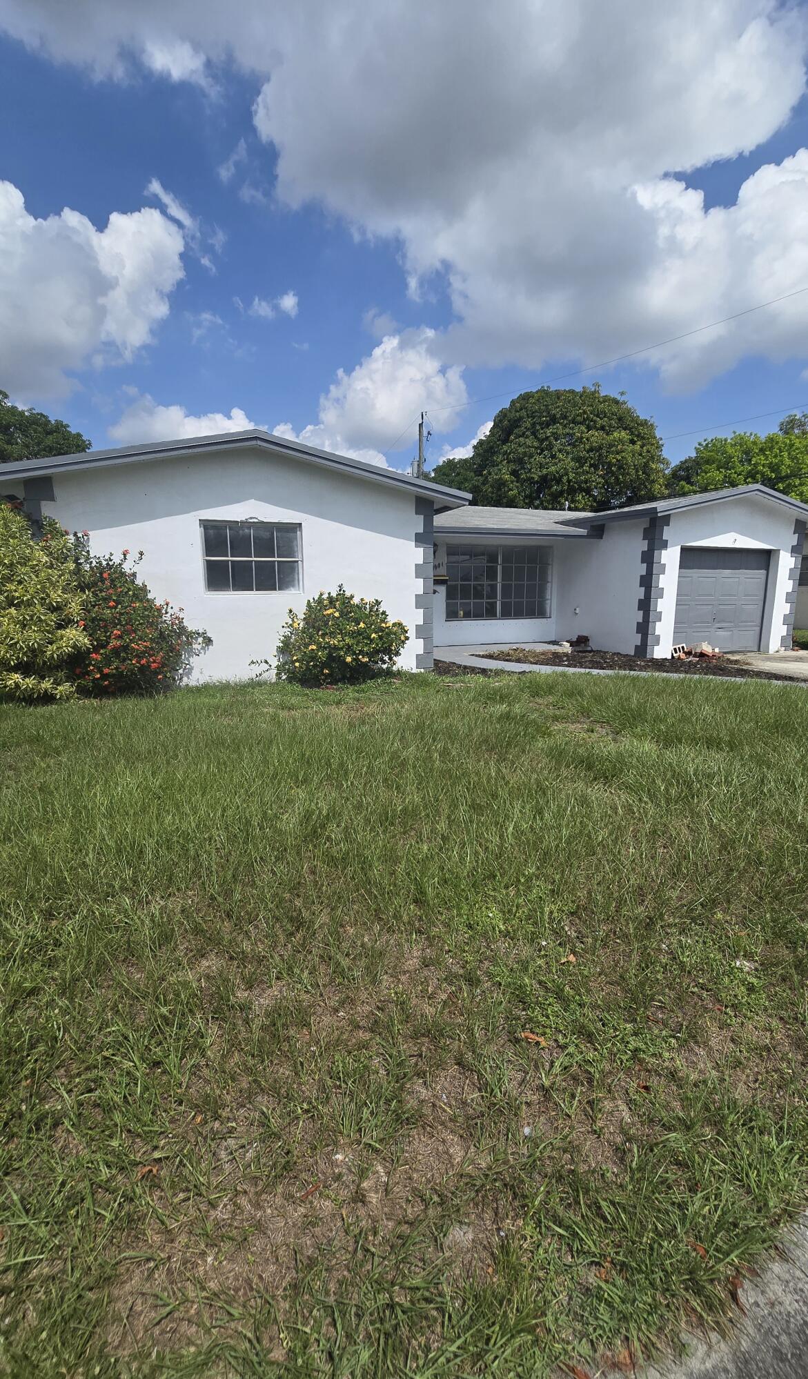 Recently remodeled  Please see listing agent Kamiel on @954/934/7863 for showing