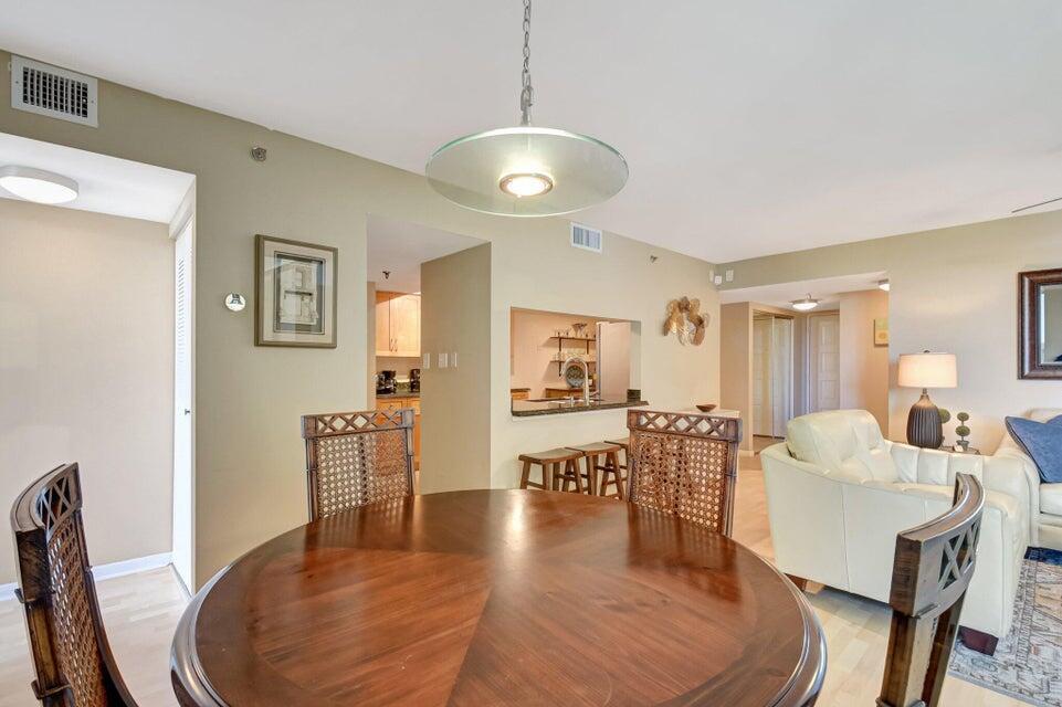 LAKESIDE CONDO - Residential