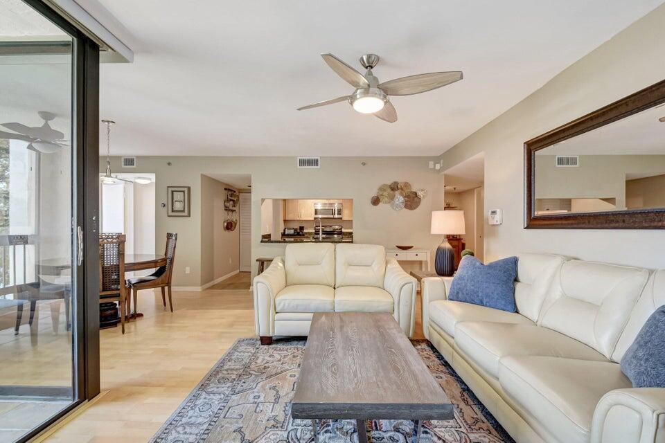 LAKESIDE CONDO - Residential