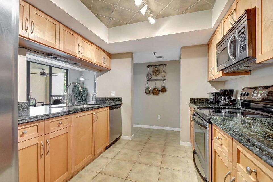LAKESIDE CONDO - Residential