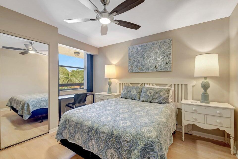 LAKESIDE CONDO - Residential