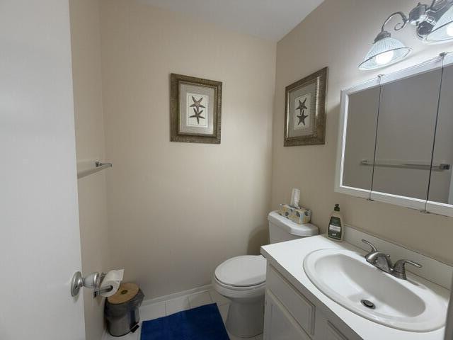VISTA ROYALE PHASE IV BLDGS 83-111 - Residential Lease
