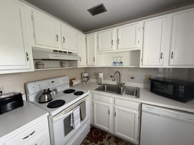 VISTA ROYALE PHASE IV BLDGS 83-111 - Residential Lease