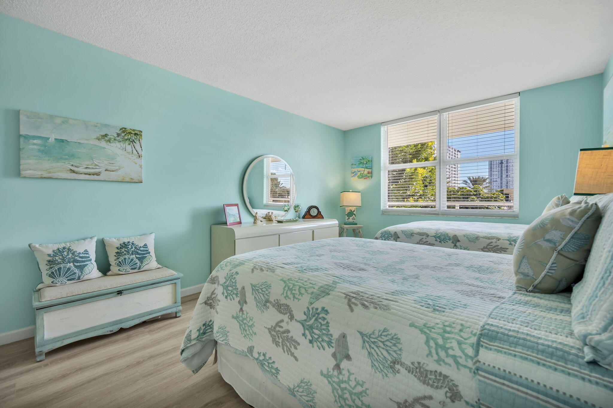 GRANADA HOUSE CONDOMINIUM - Residential