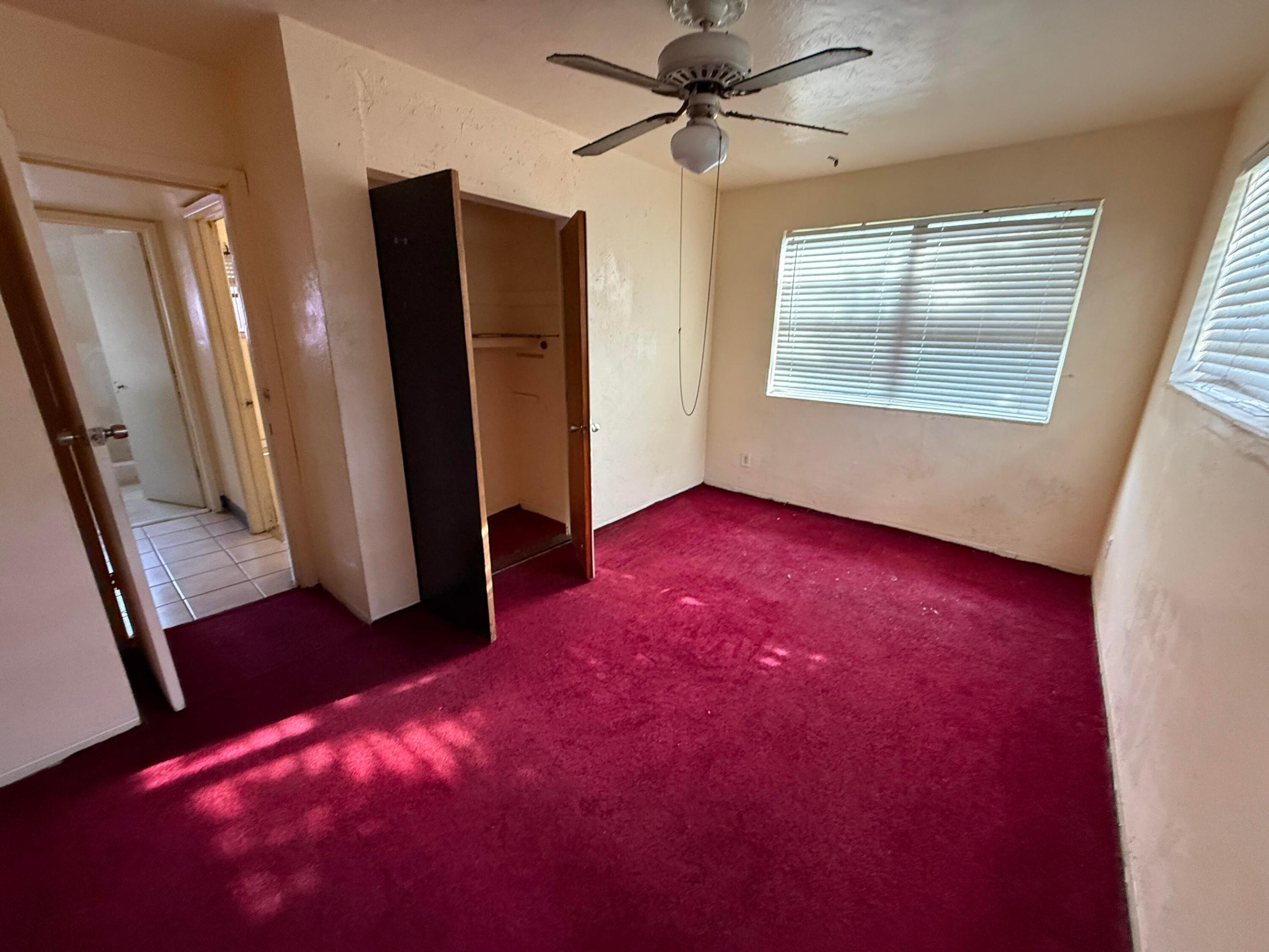 WESTGATE LAKE MANORS - Residential