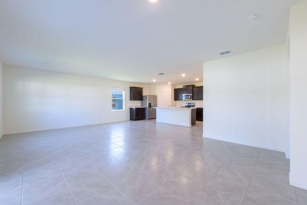 PORT ST LUCIE SECTION  31 - Residential Lease