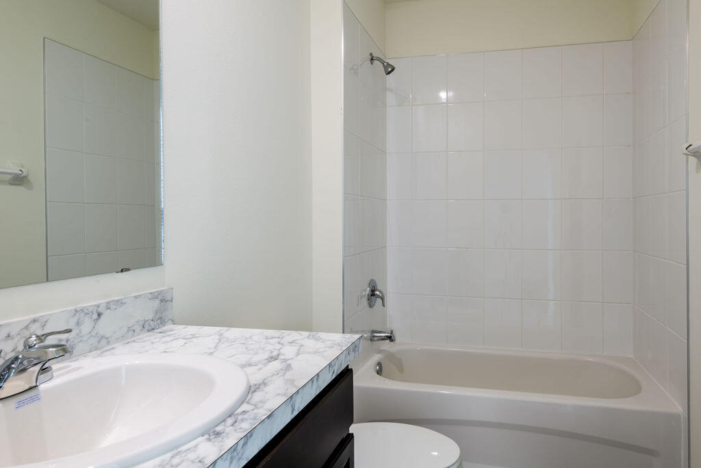 PORT ST LUCIE SECTION  31 - Residential Lease