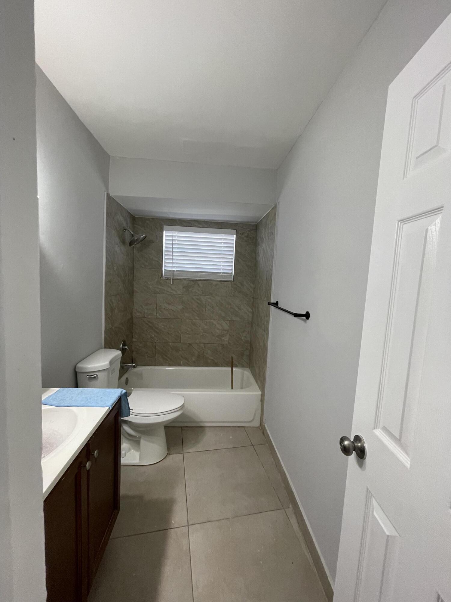 FAIRVIEW AMENDED PLAT - Residential Lease