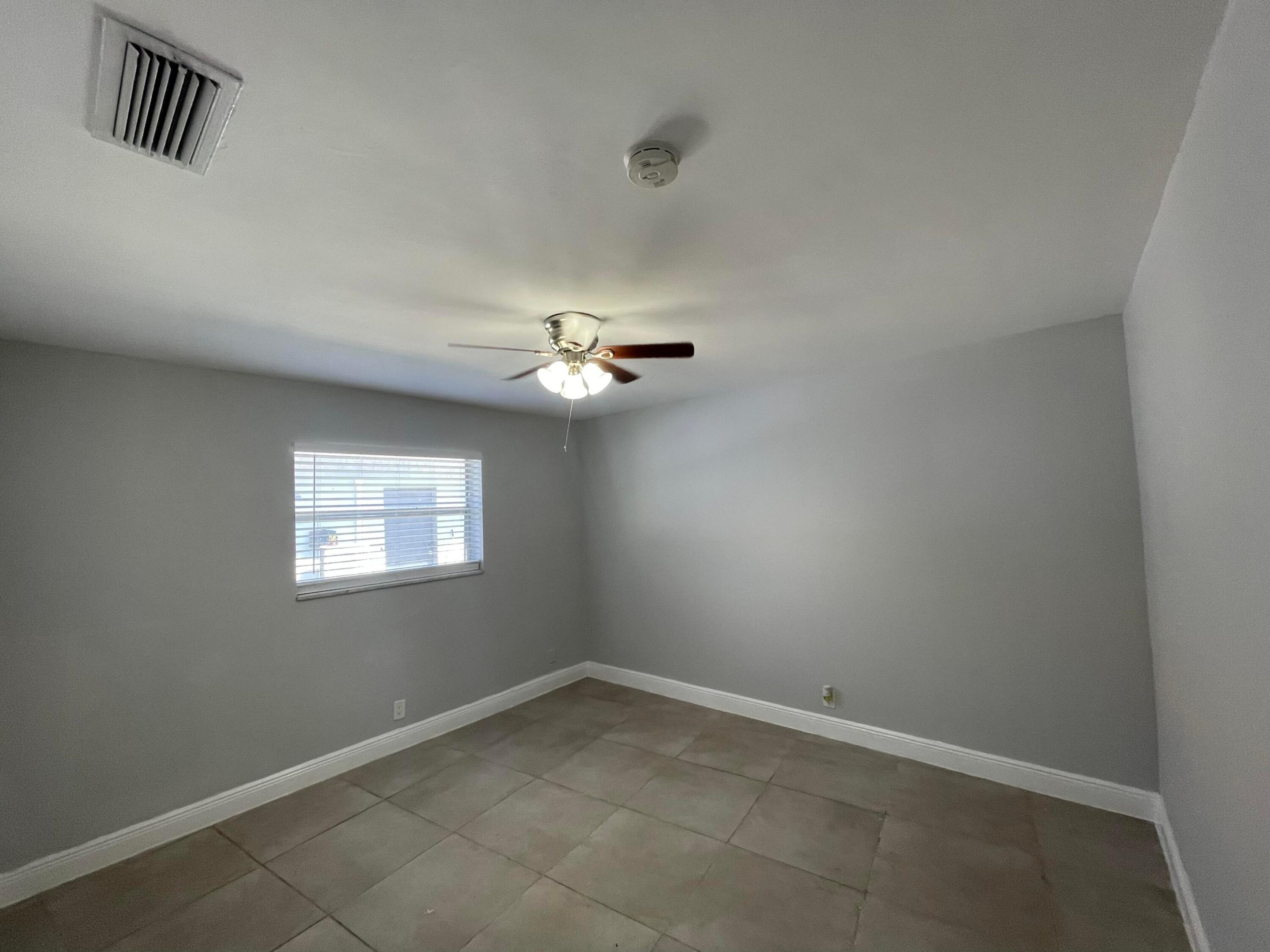 FAIRVIEW AMENDED PLAT - Residential Lease