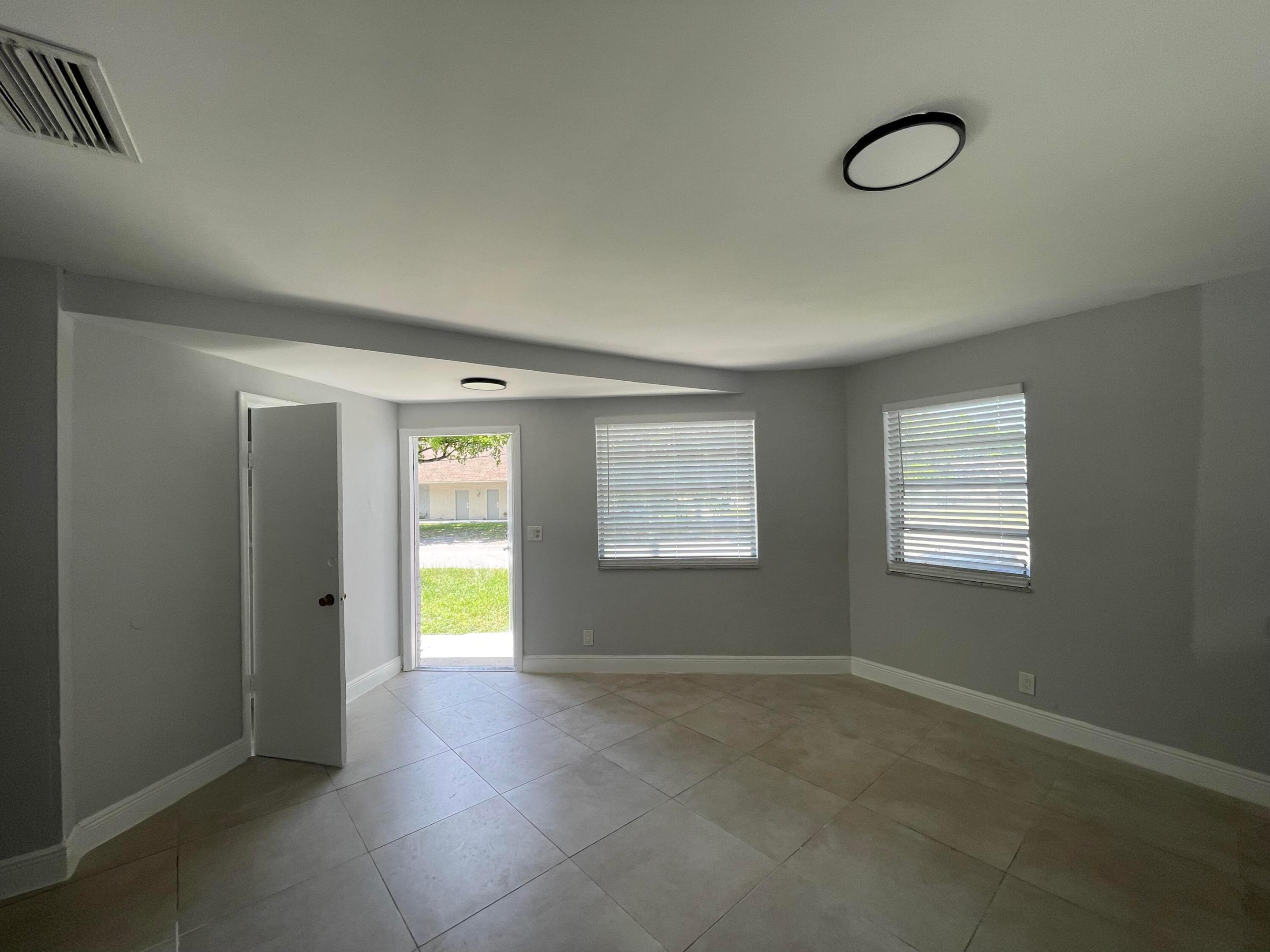 FAIRVIEW AMENDED PLAT - Residential Lease