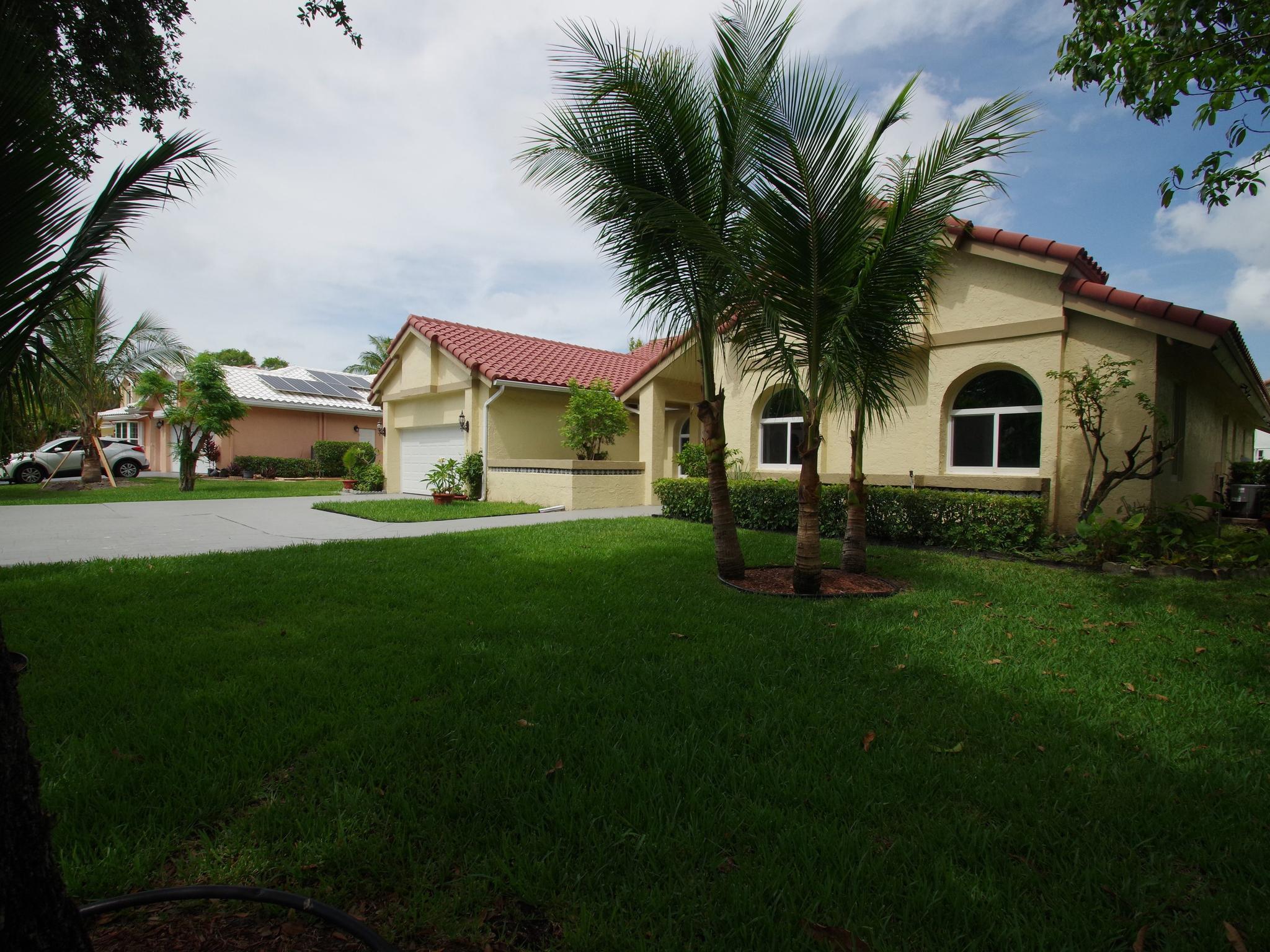 COUNTRYS POINT - Residential