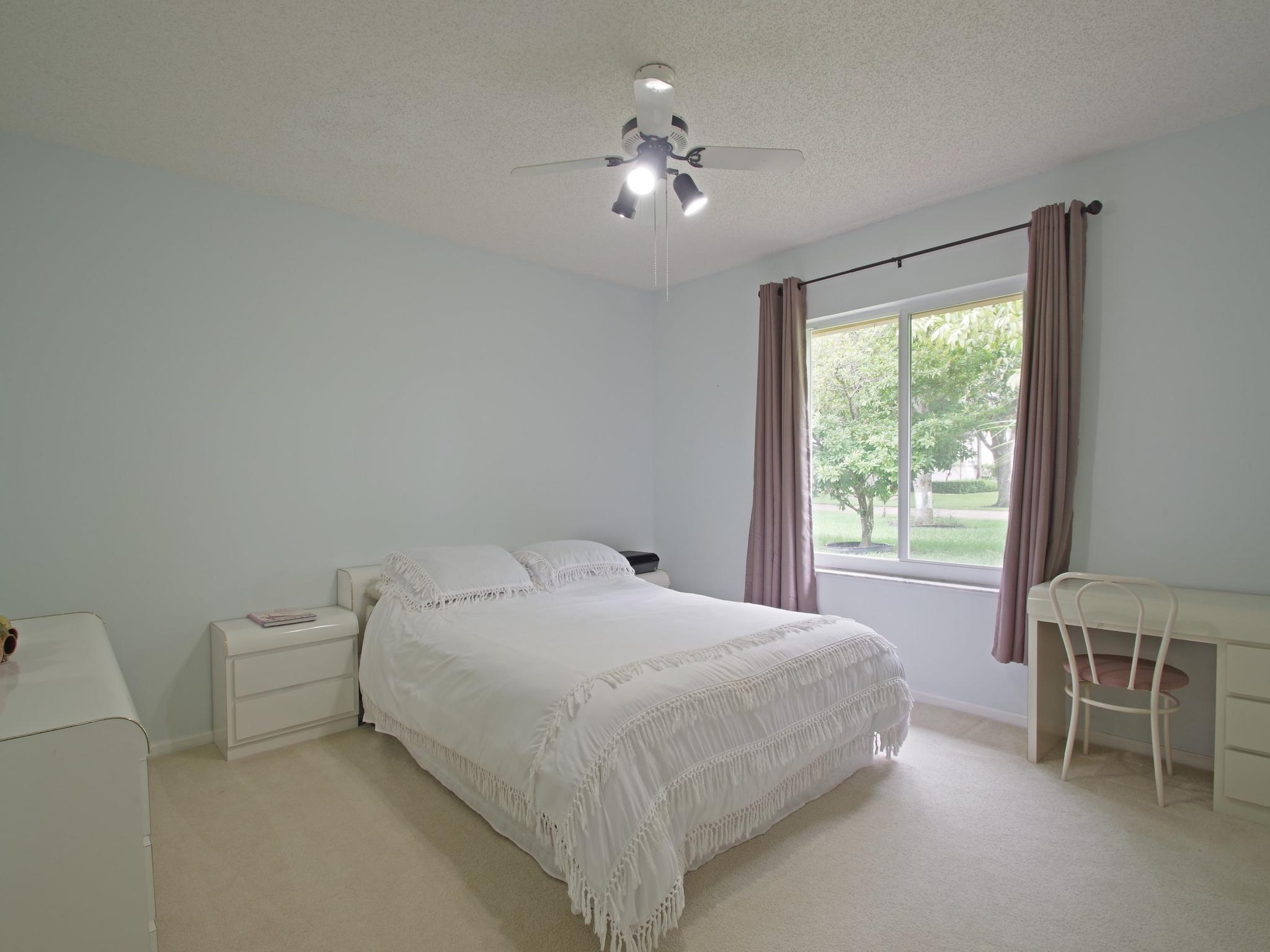 COUNTRYS POINT - Residential