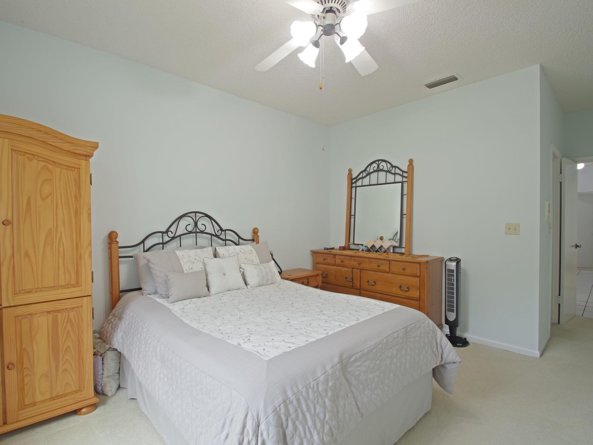 COUNTRYS POINT - Residential