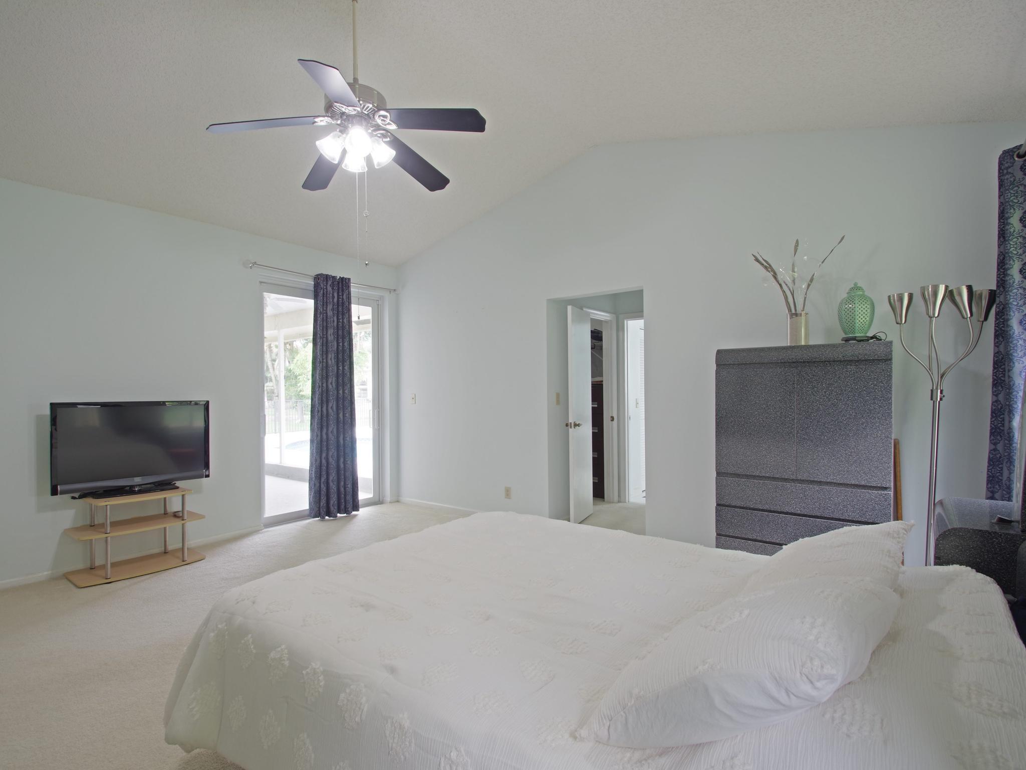 COUNTRYS POINT - Residential