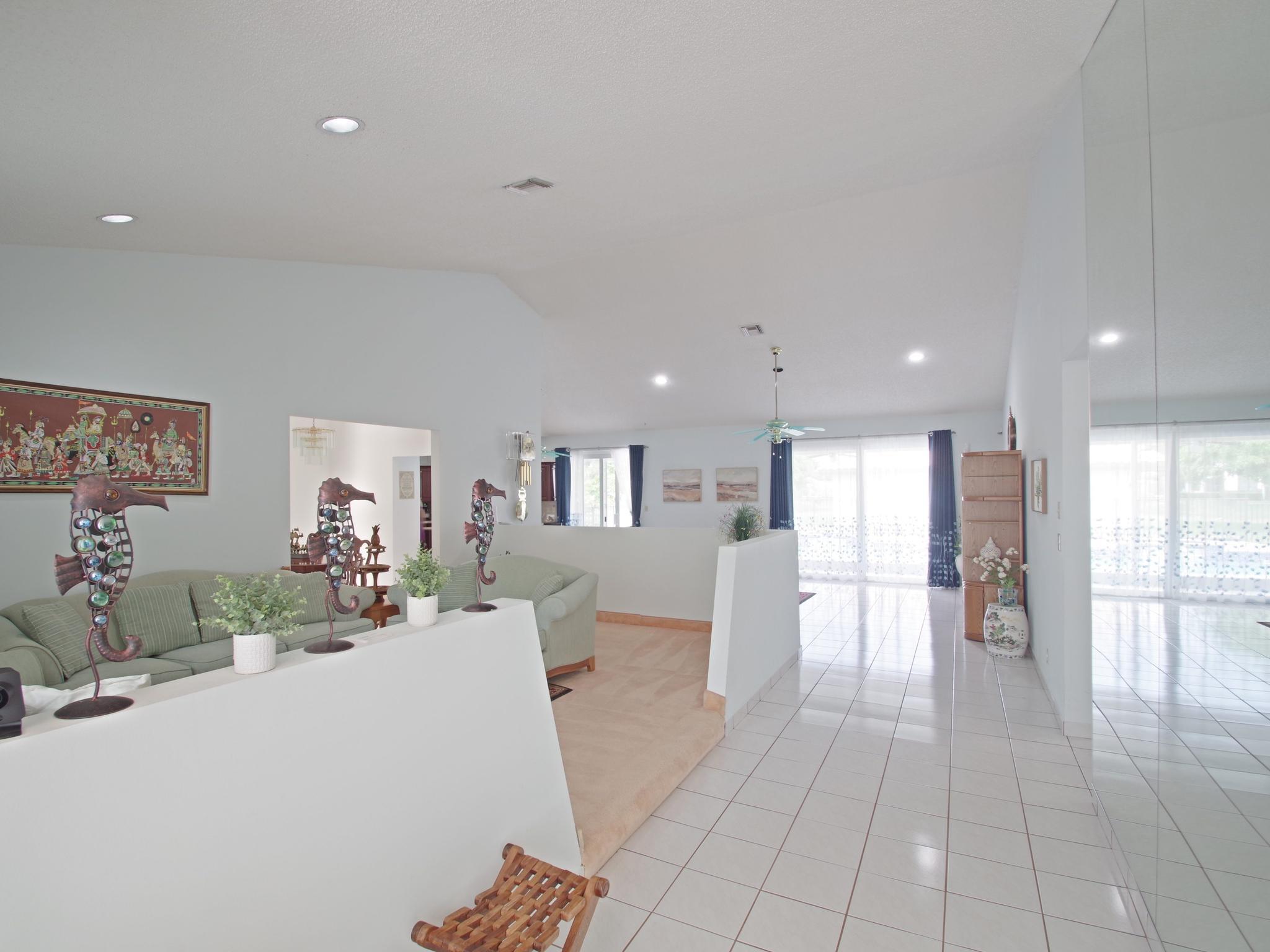 COUNTRYS POINT - Residential