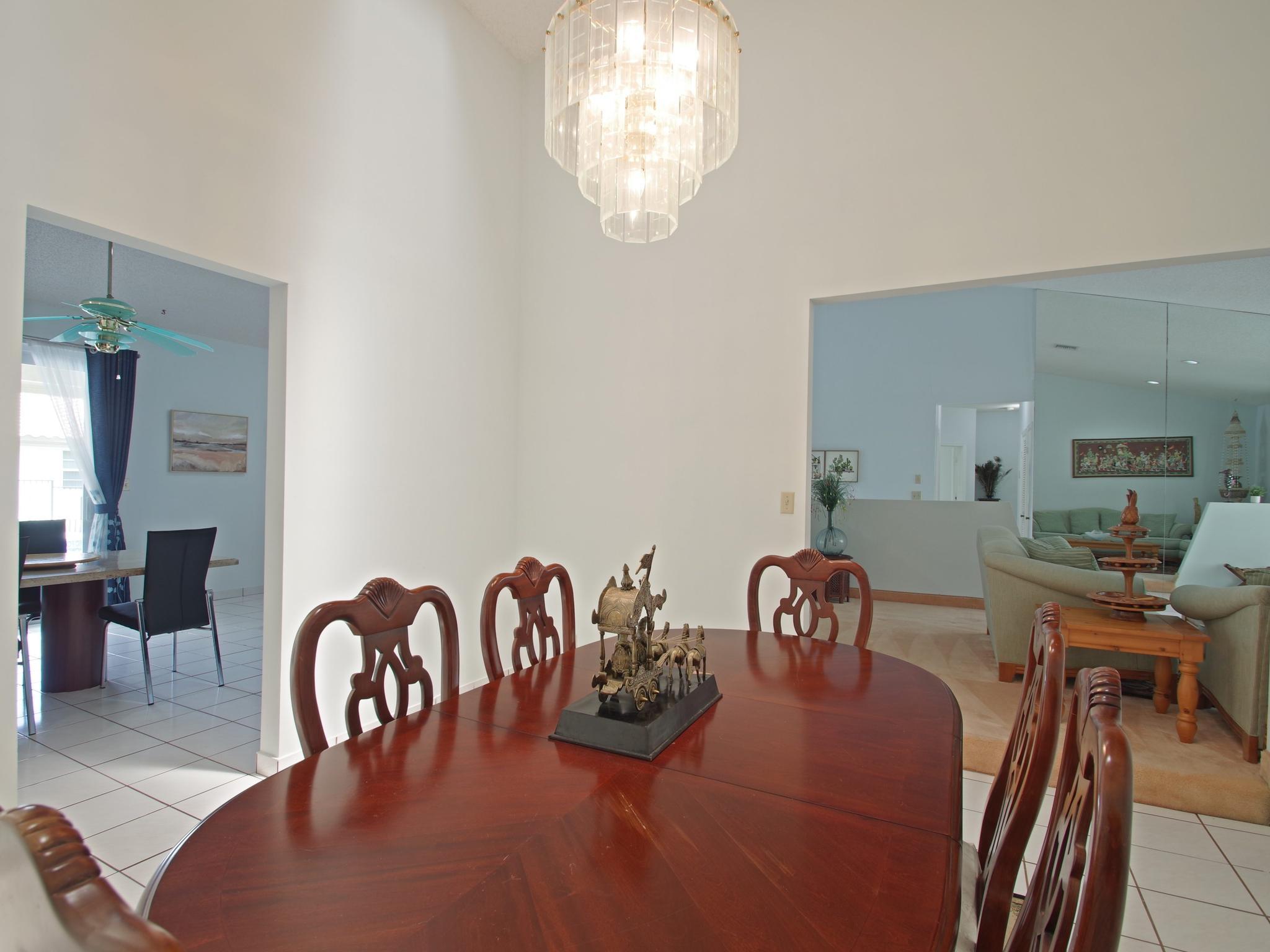 COUNTRYS POINT - Residential