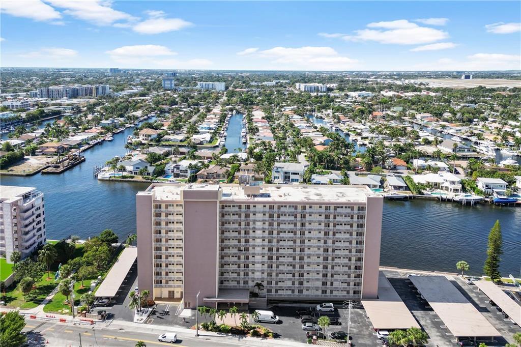 SEVILLE HOUSE CONDO APTS - Residential Lease