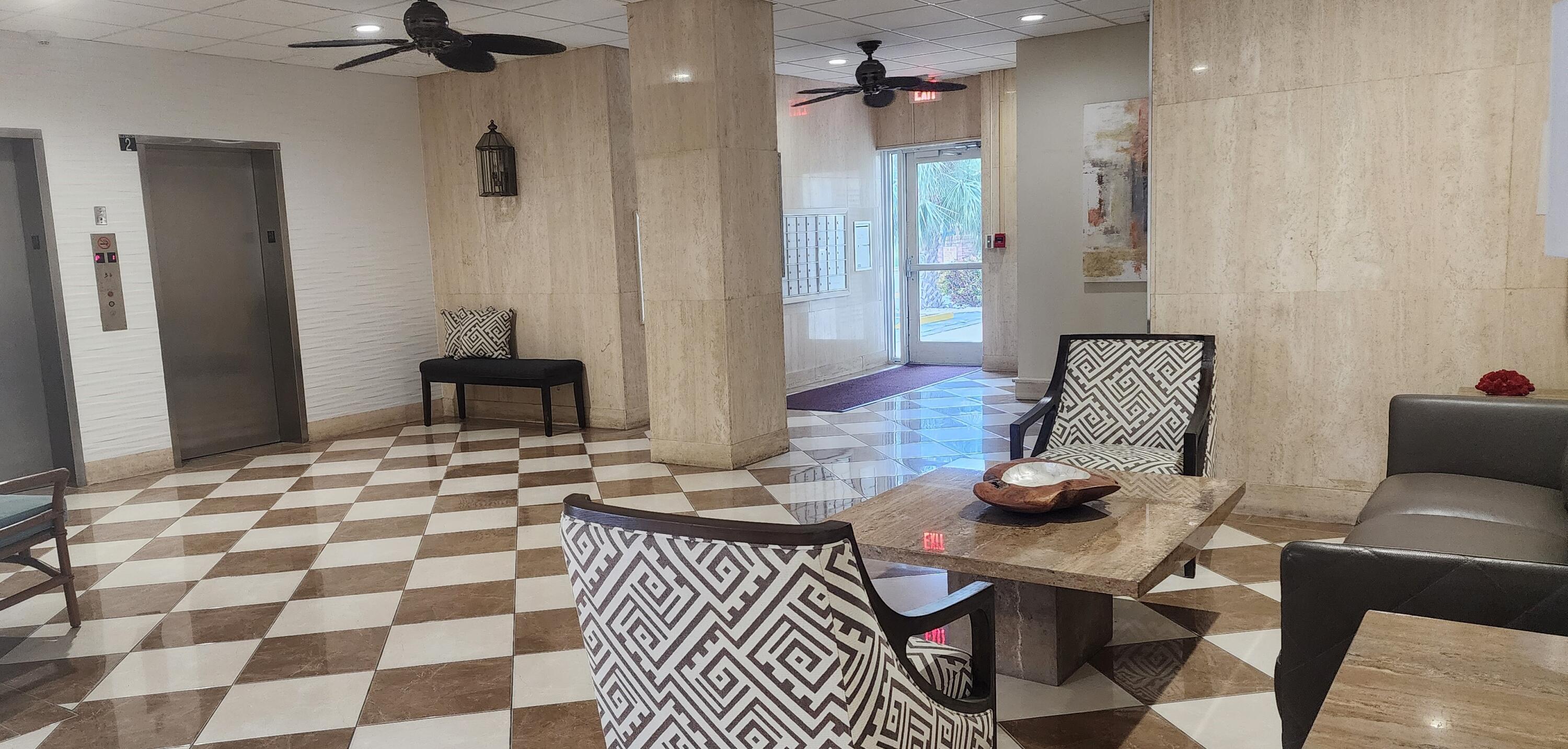 SEVILLE HOUSE CONDO APTS - Residential Lease