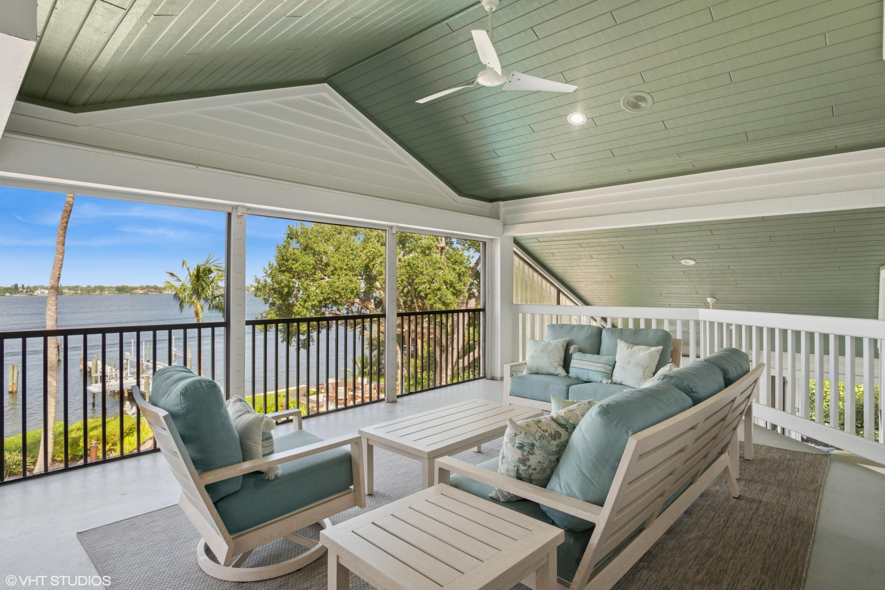 RIVERVIEW (SEWALL'S POINT) - Residential