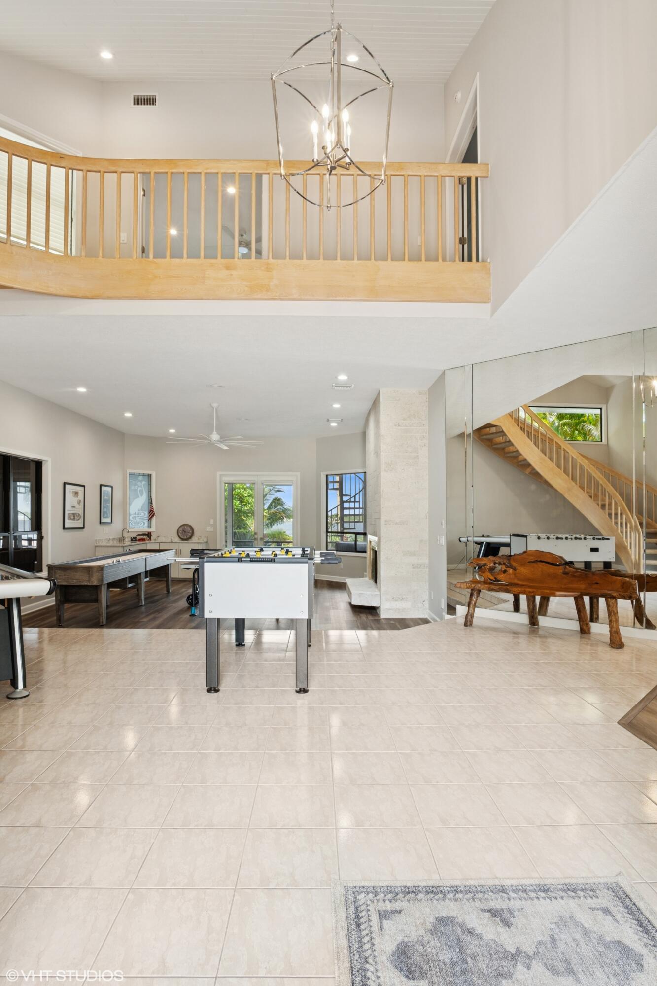 RIVERVIEW (SEWALL'S POINT) - Residential