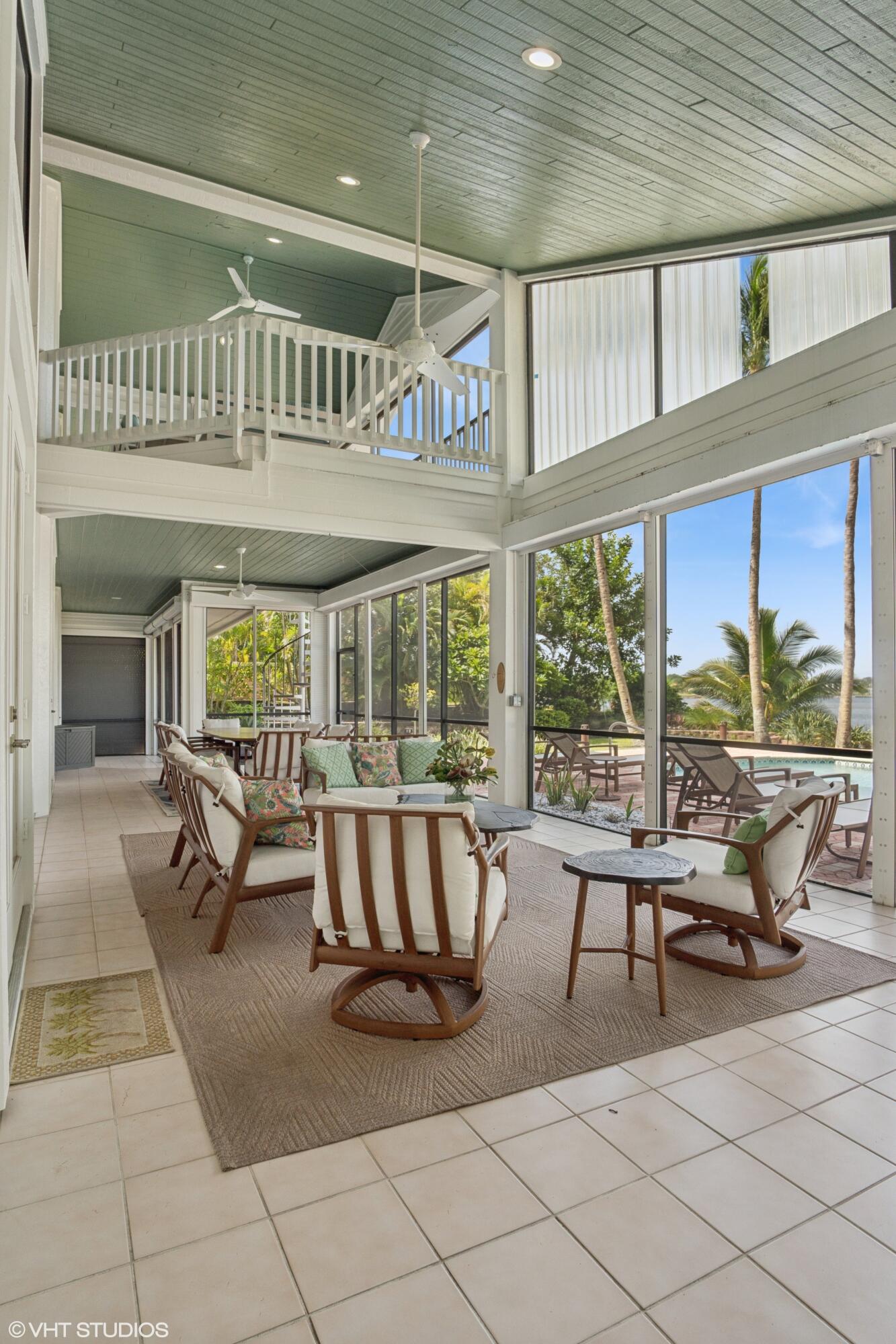 RIVERVIEW (SEWALL'S POINT) - Residential