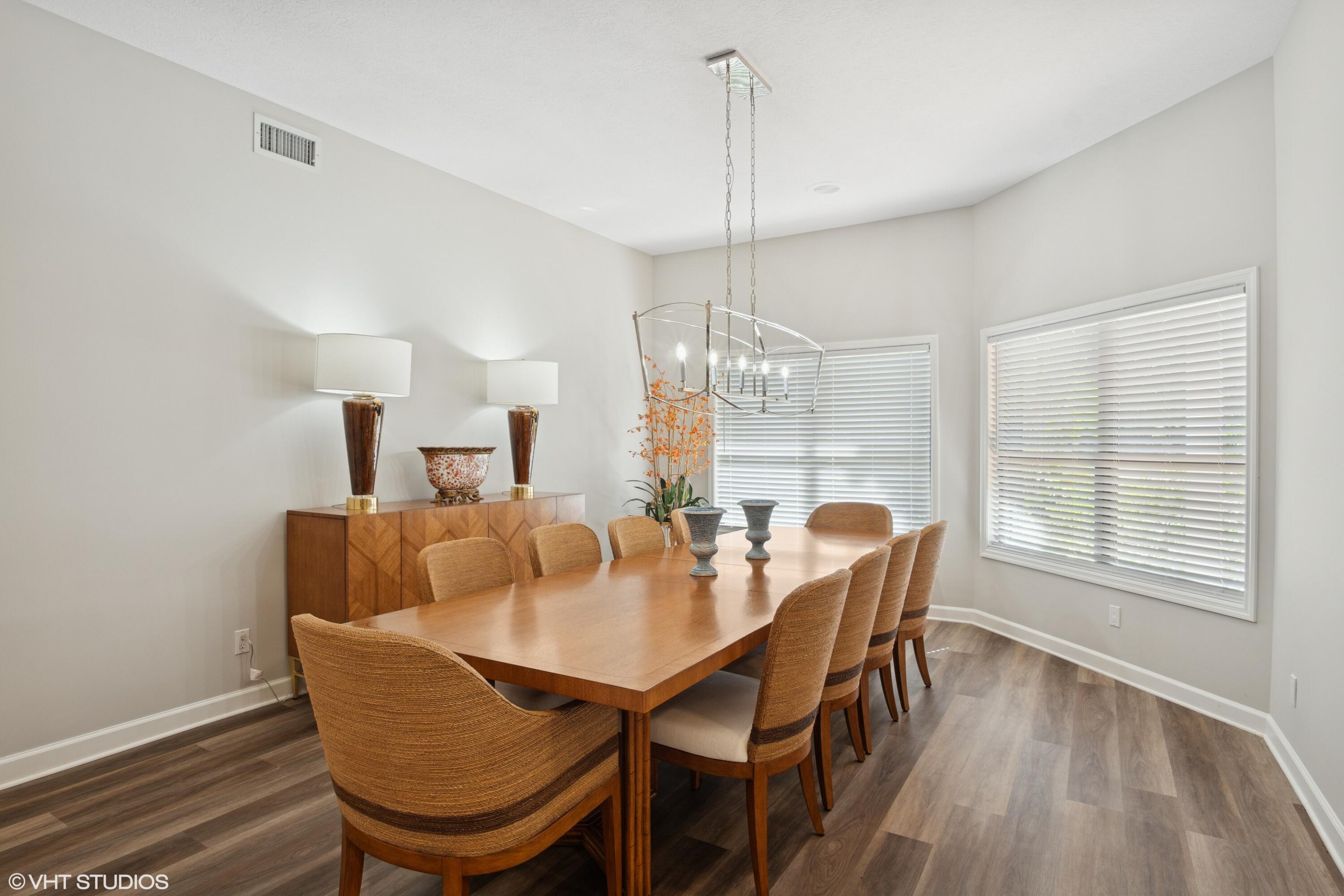 RIVERVIEW (SEWALL'S POINT) - Residential