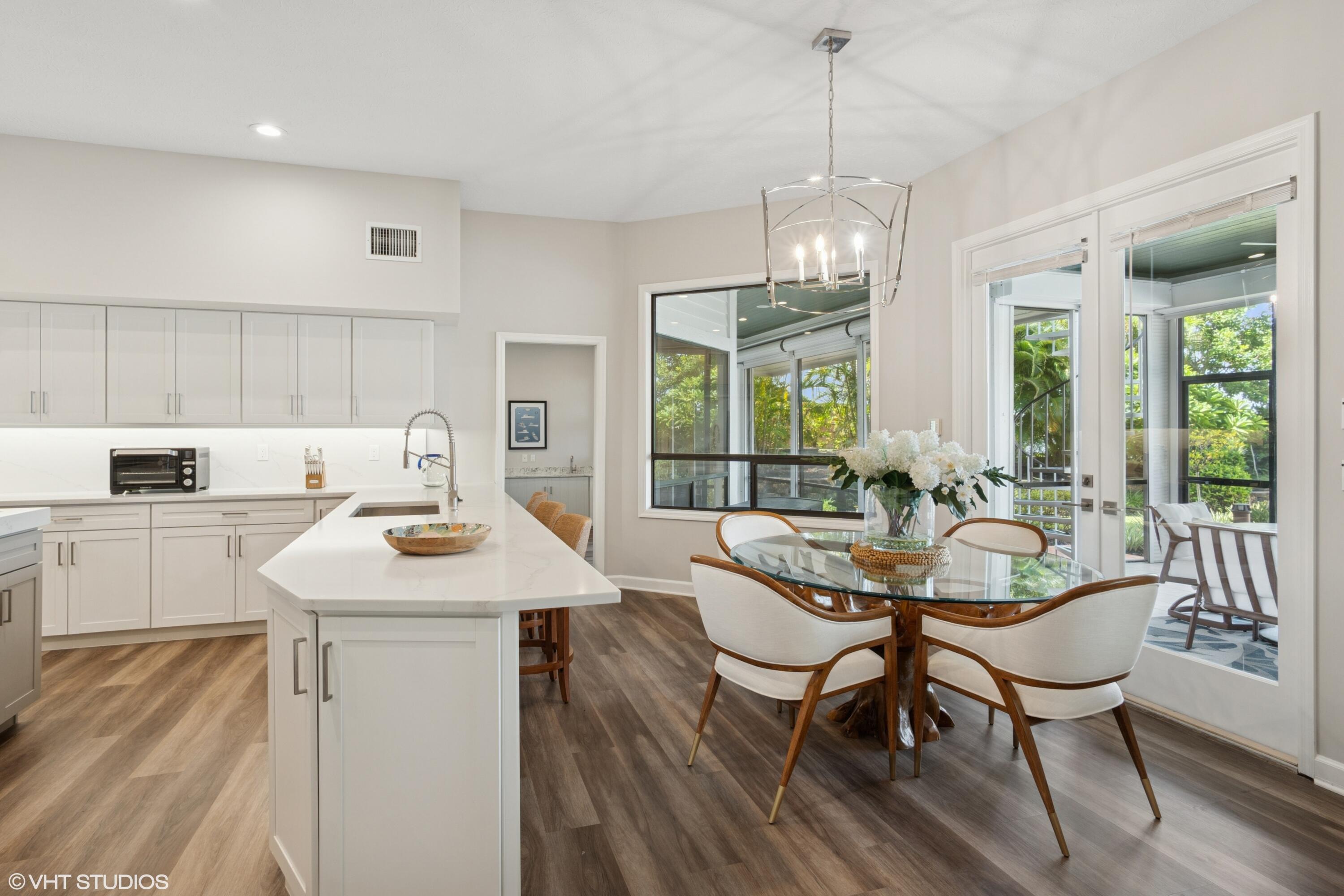 RIVERVIEW (SEWALL'S POINT) - Residential