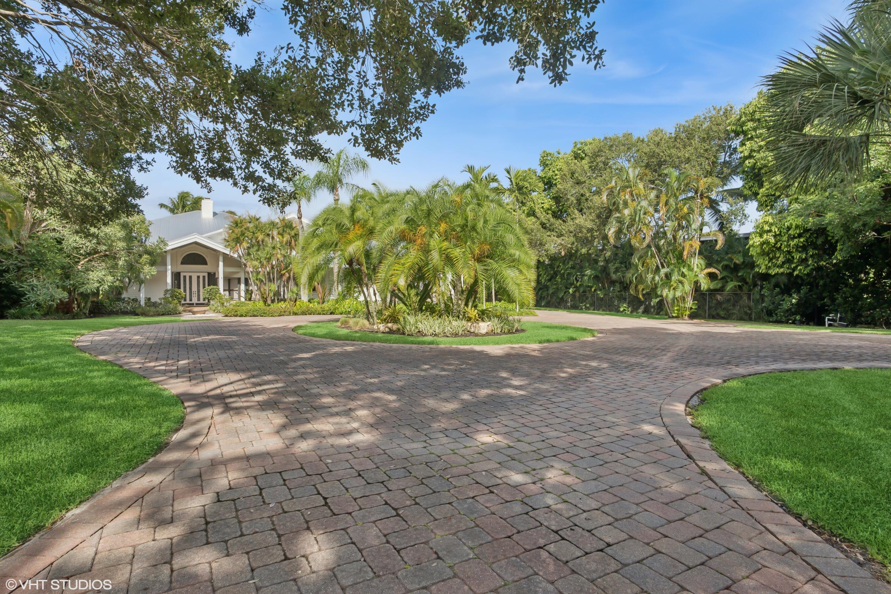 RIVERVIEW (SEWALL'S POINT) - Residential