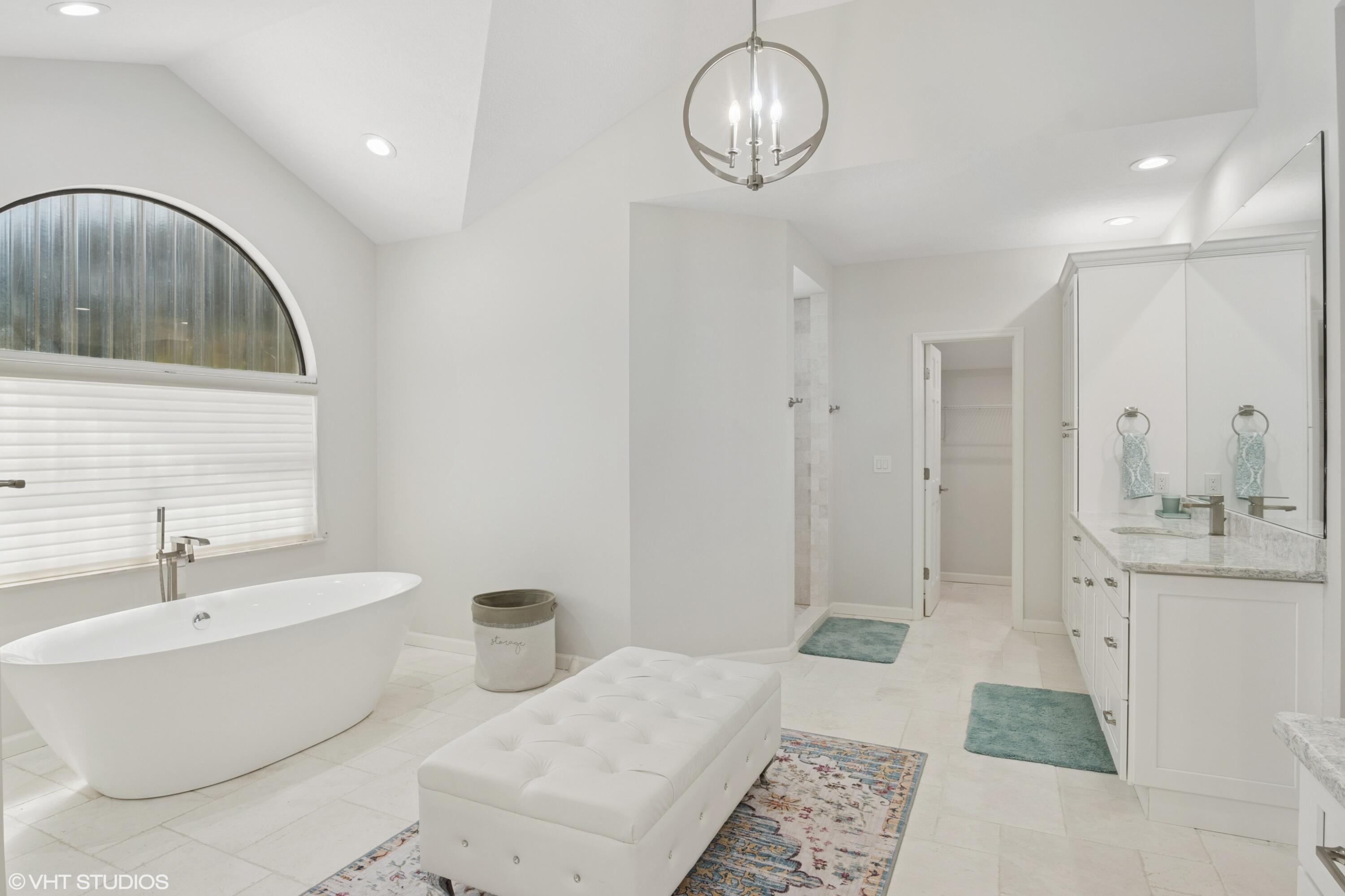 RIVERVIEW (SEWALL'S POINT) - Residential