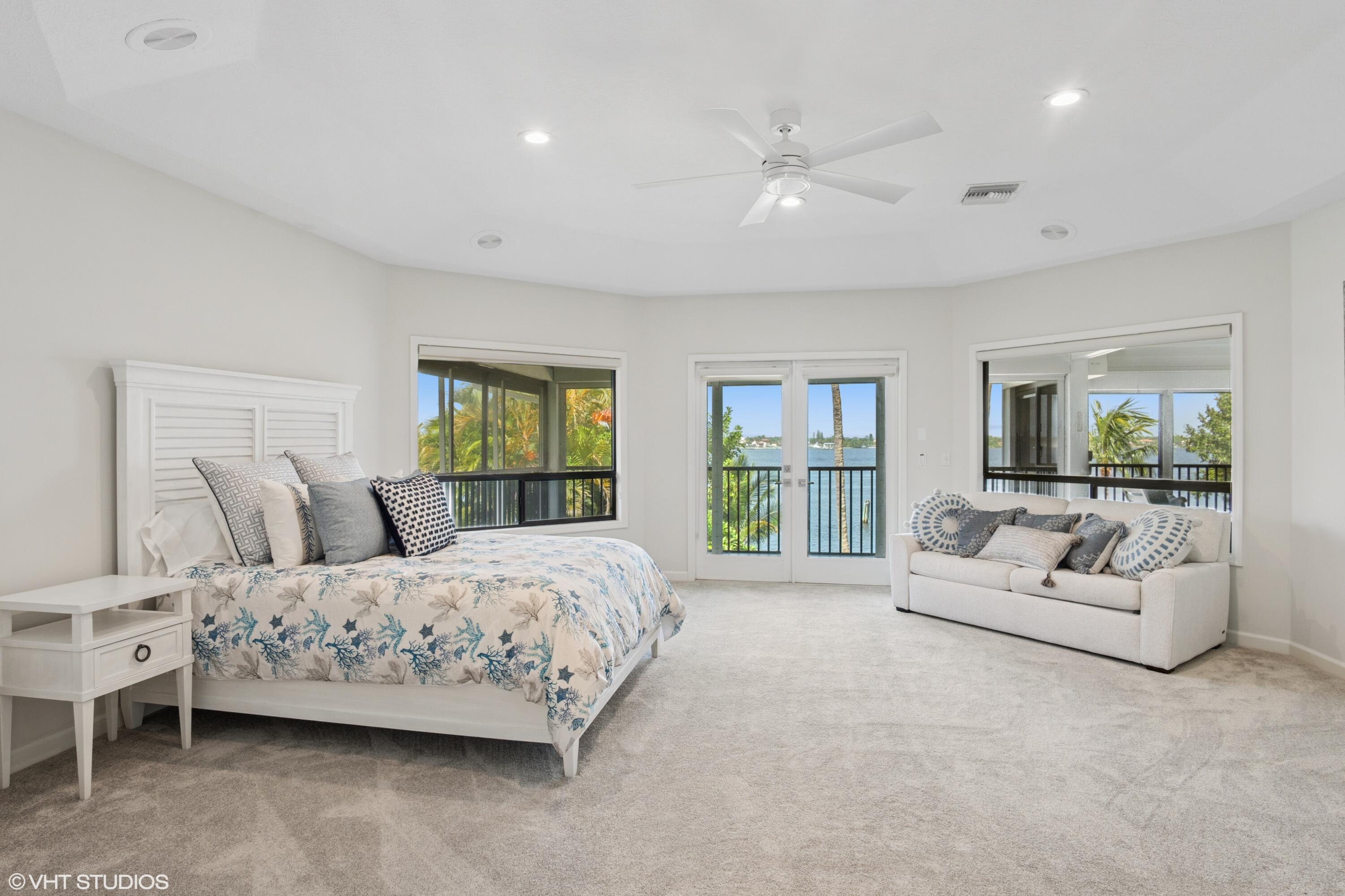 RIVERVIEW (SEWALL'S POINT) - Residential