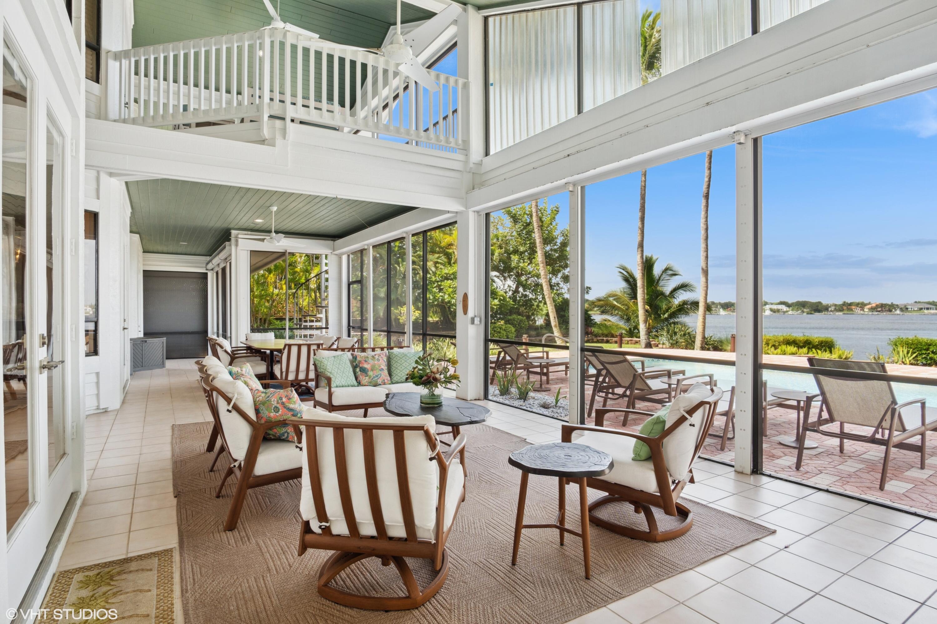 RIVERVIEW (SEWALL'S POINT) - Residential