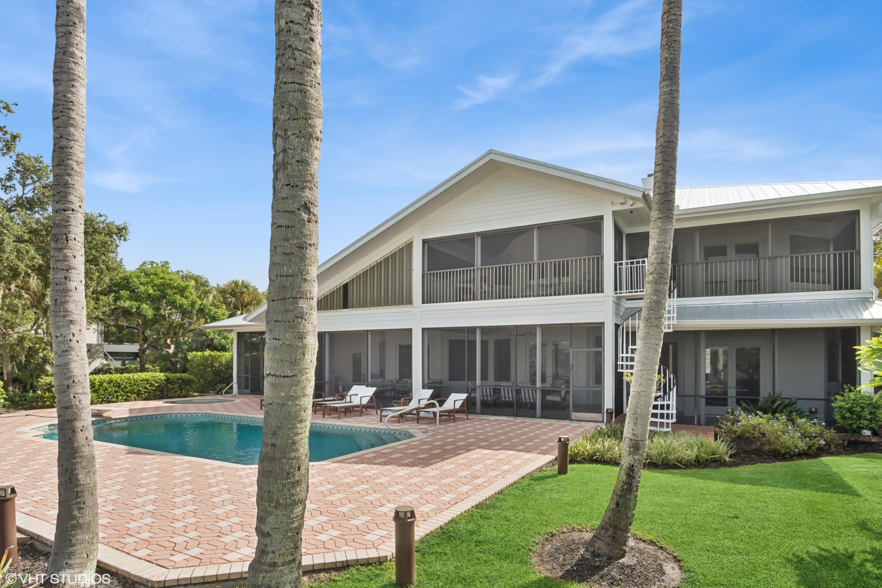 RIVERVIEW (SEWALL'S POINT) - Residential