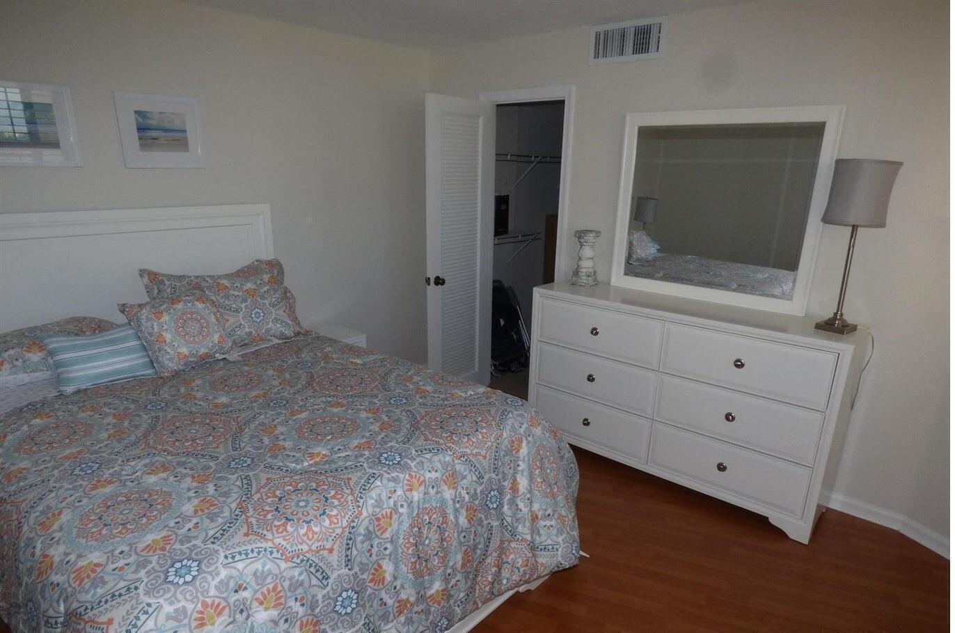 PHOENIX TOWERS CONDO - Residential Lease
