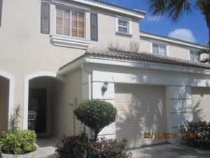 Don't miss this incredible ownership opportunity! This spacious 2 bedroom 2.5 bathroom townhome has been beautifully repaired and is ready and waiting for you.  Located in the desirable community of Jonathan's Cove this property is priced to sell and must be seen.  Bring your offers!  Available under first look initiative through 3/10/2014.