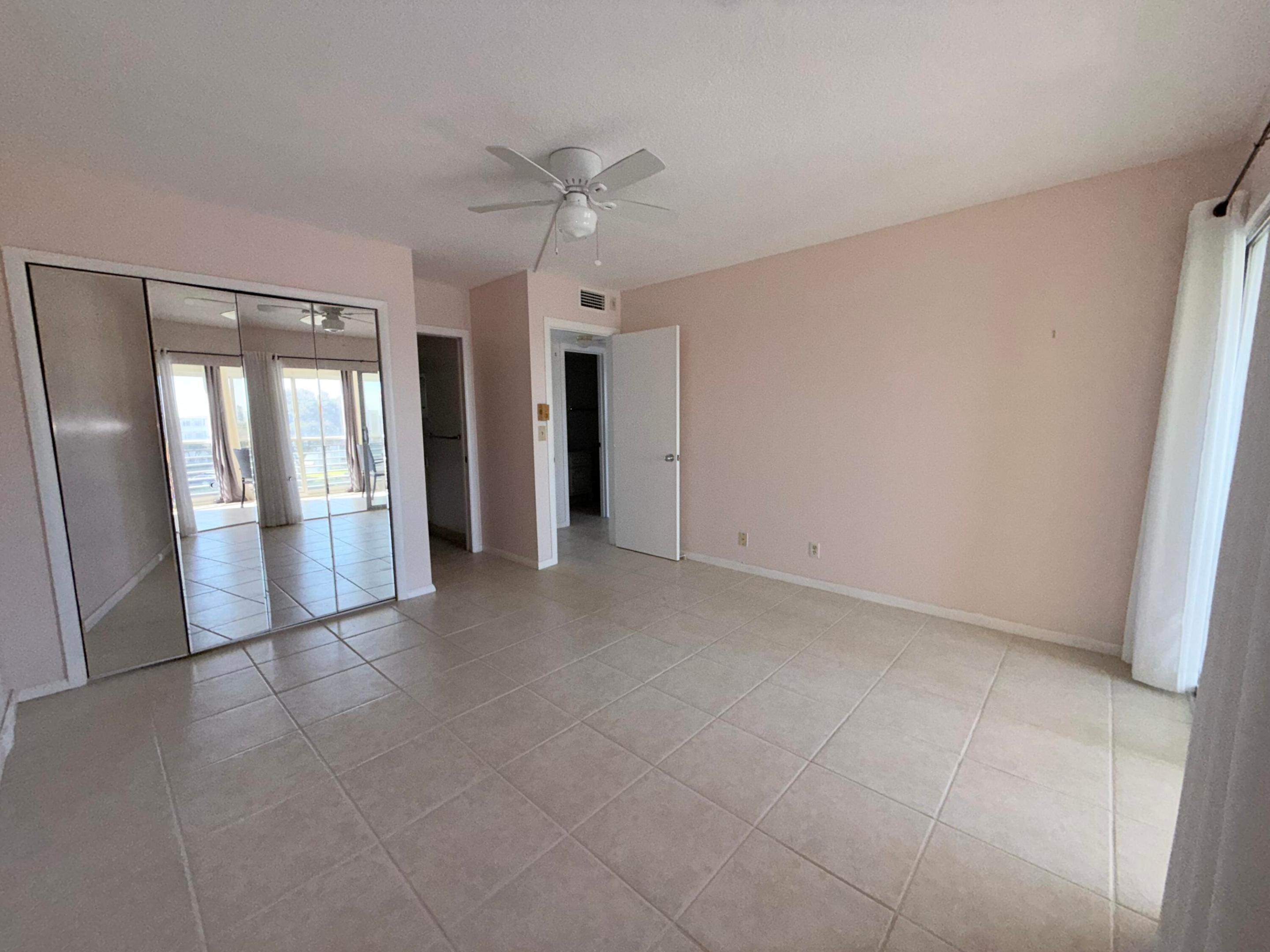 OAKRIDGE V CONDO - Residential