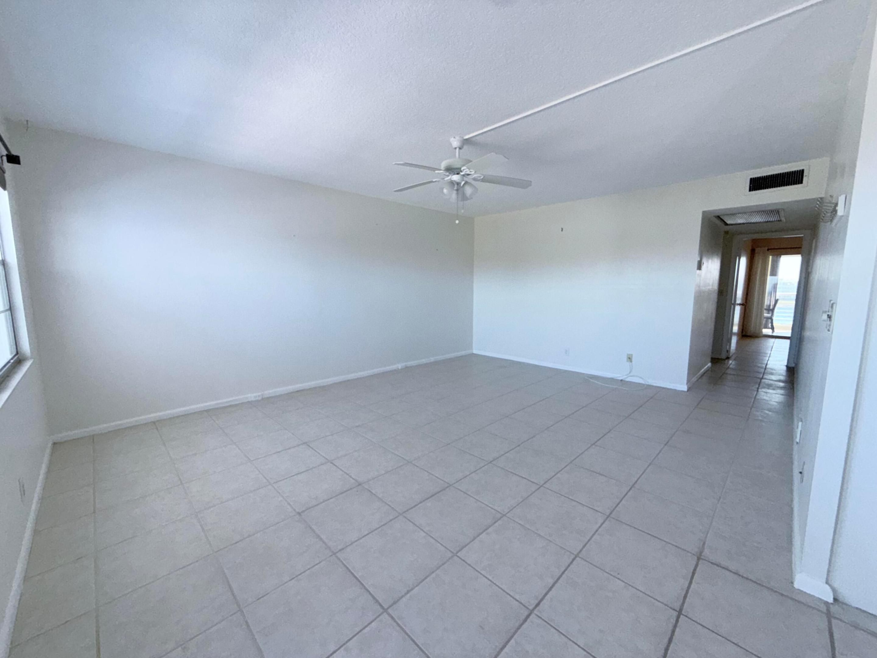 OAKRIDGE V CONDO - Residential